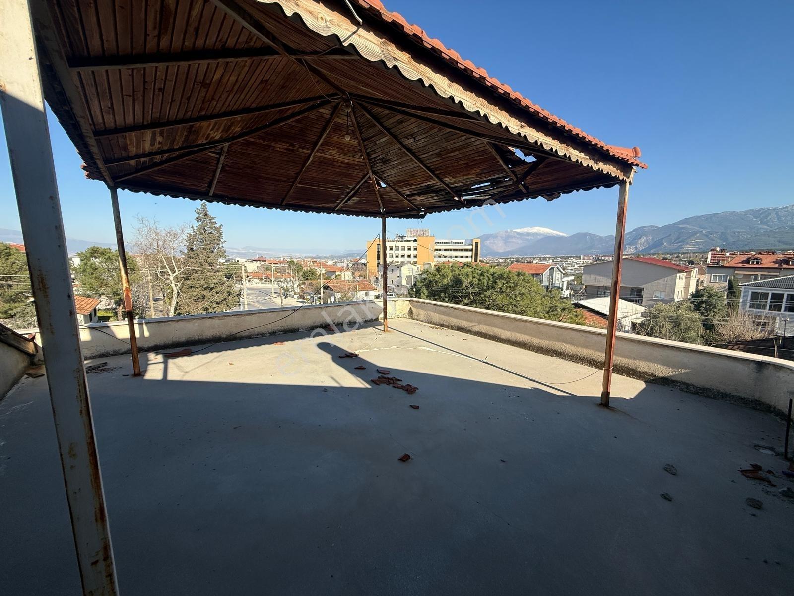 Bahçelievler'de Satılık Komple Bina - Görsel 27