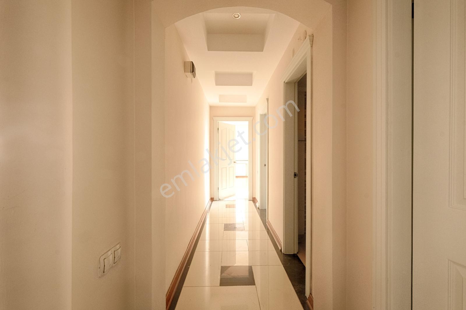 Çağrı Emlak'tan Fener Mah. Site İçerisinde Bakımlı 4+1 Daire - Görsel 15