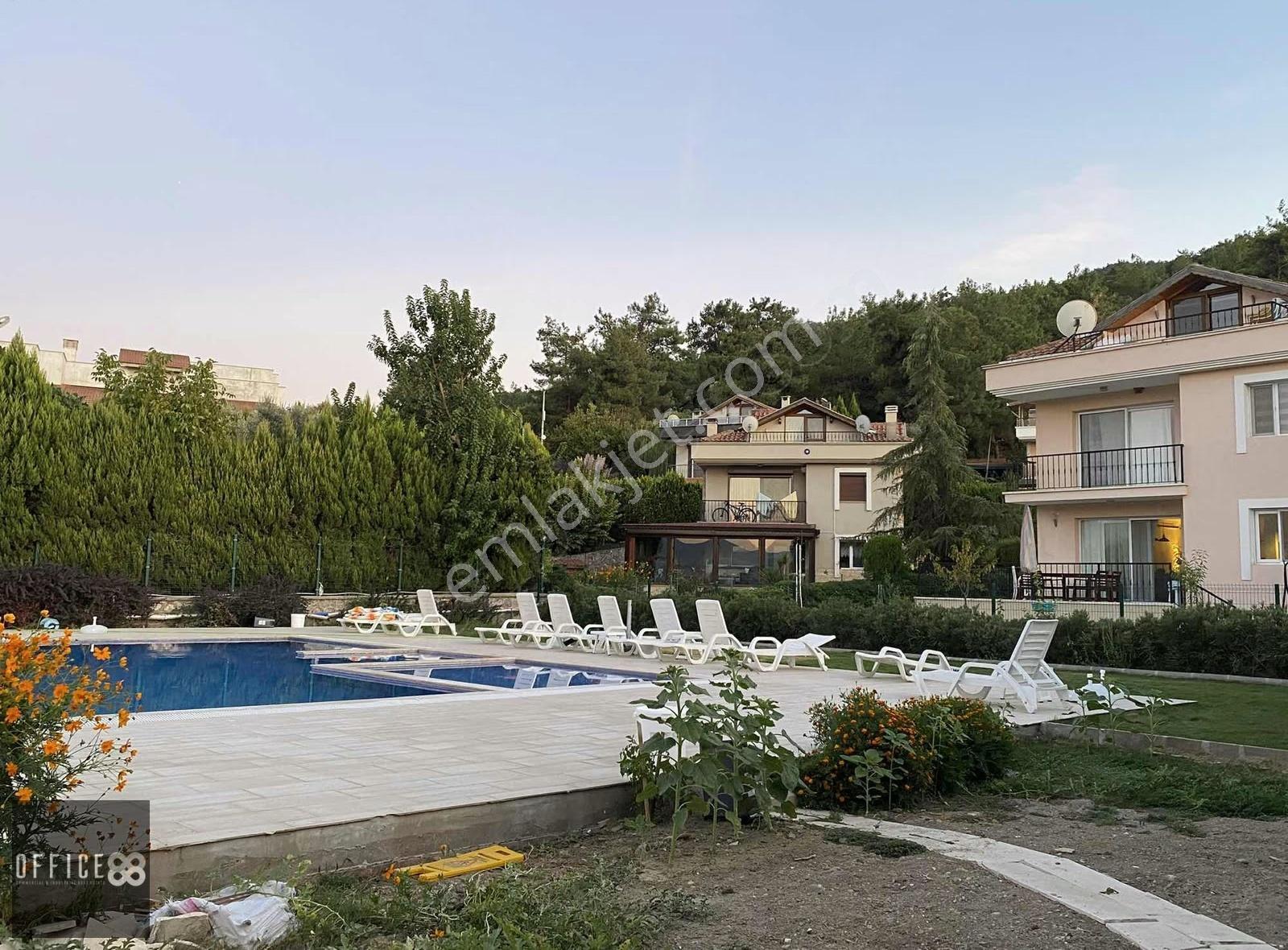 Kemalpaşa'da Doğa İçinde Harika Müstakil Site İçinde Villa - Görsel 6