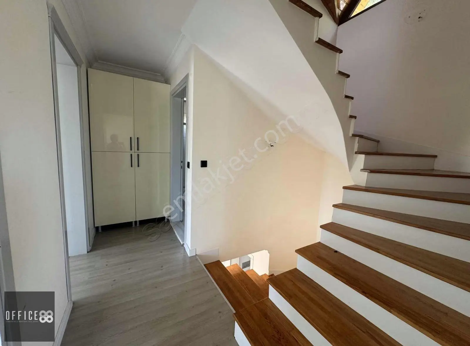 Kemalpaşa'da Doğa İçinde Harika Müstakil Site İçinde Villa - Görsel 2