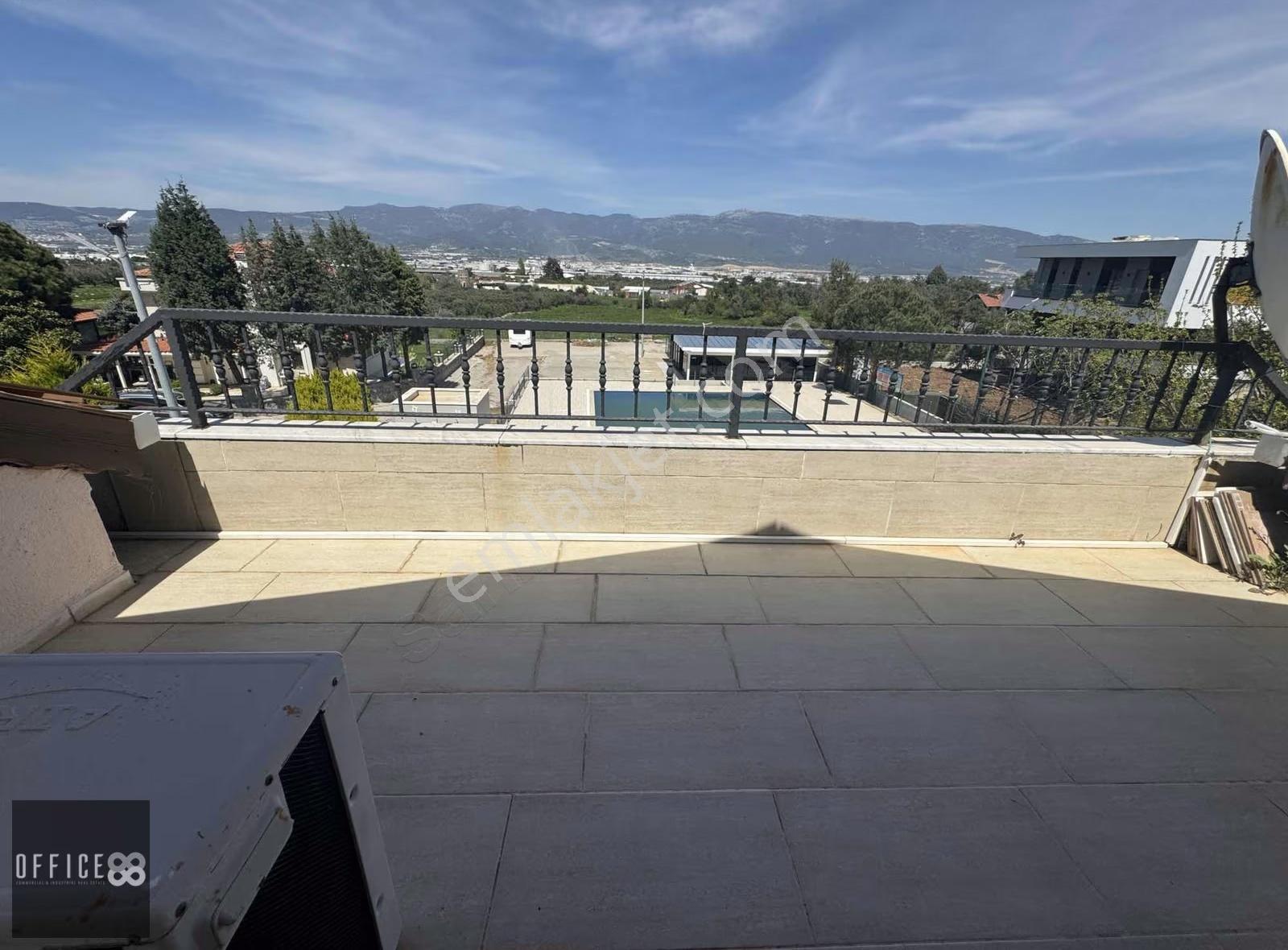 Kemalpaşa'da Doğa İçinde Harika Müstakil Site İçinde Villa - Görsel 7