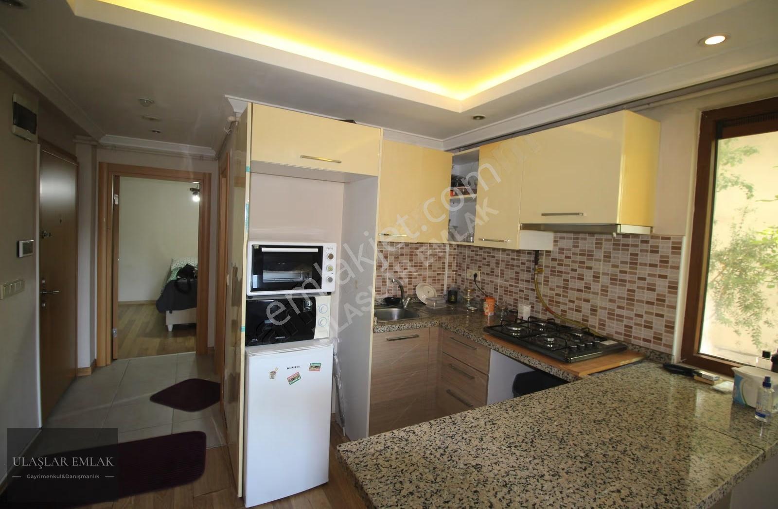 Ümraniye Site Mh. 1+1 65 M2 Arakat Eşyalı Kiralık Daire.