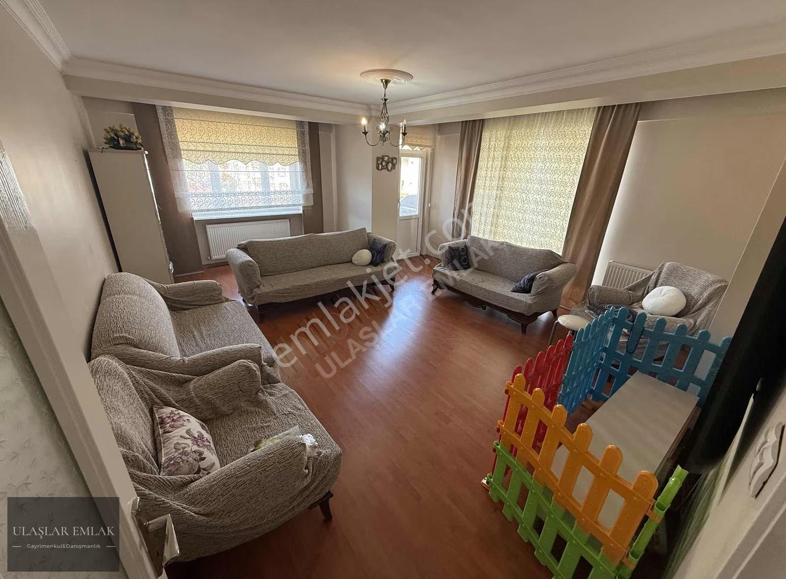 Ümraniye Armağanevler Mah 3+1 150 M2 Satılık Arakat Daire - Görsel 5