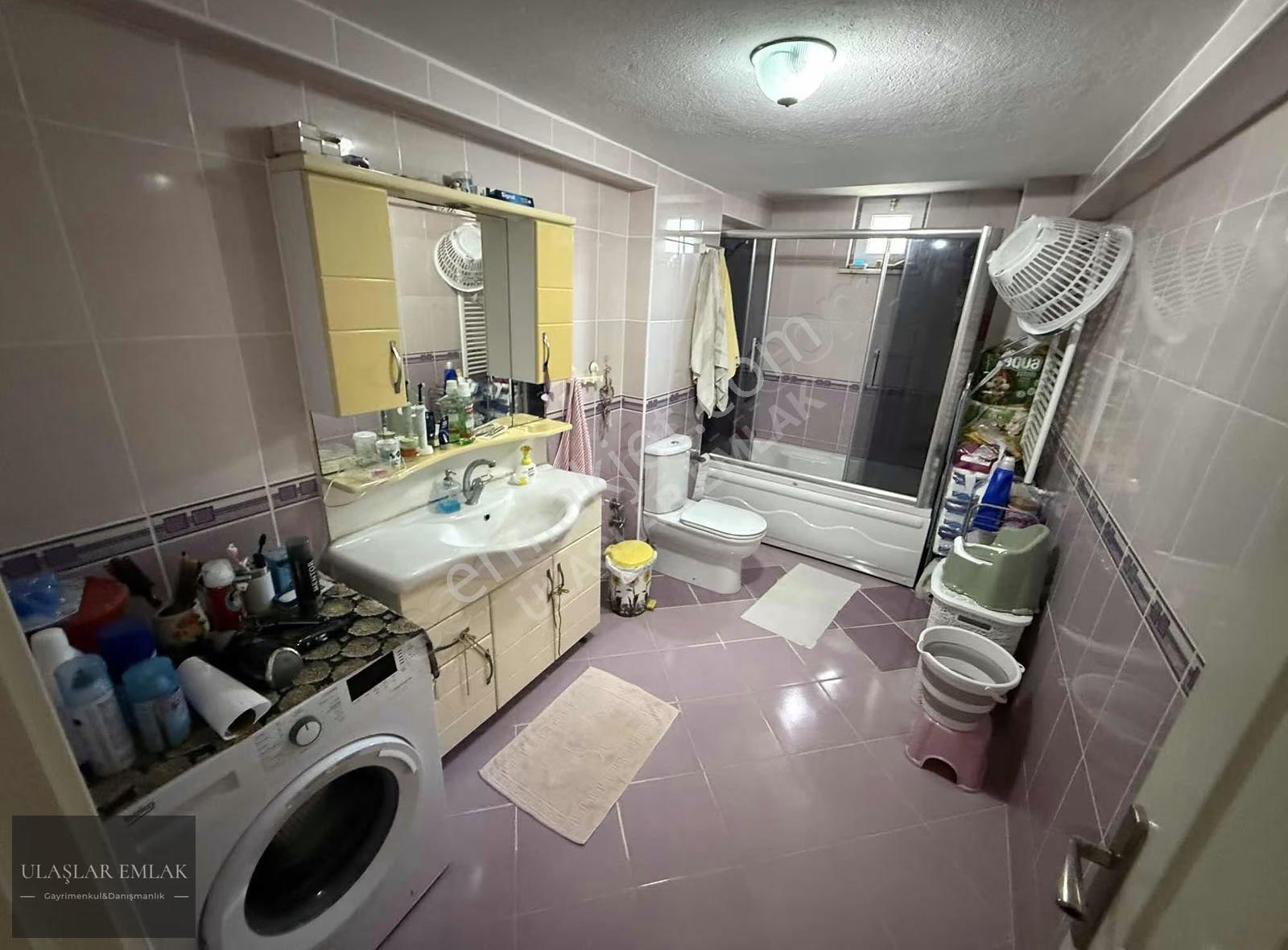Ümraniye Armağanevler Mah 3+1 150 M2 Satılık Arakat Daire - Görsel 3