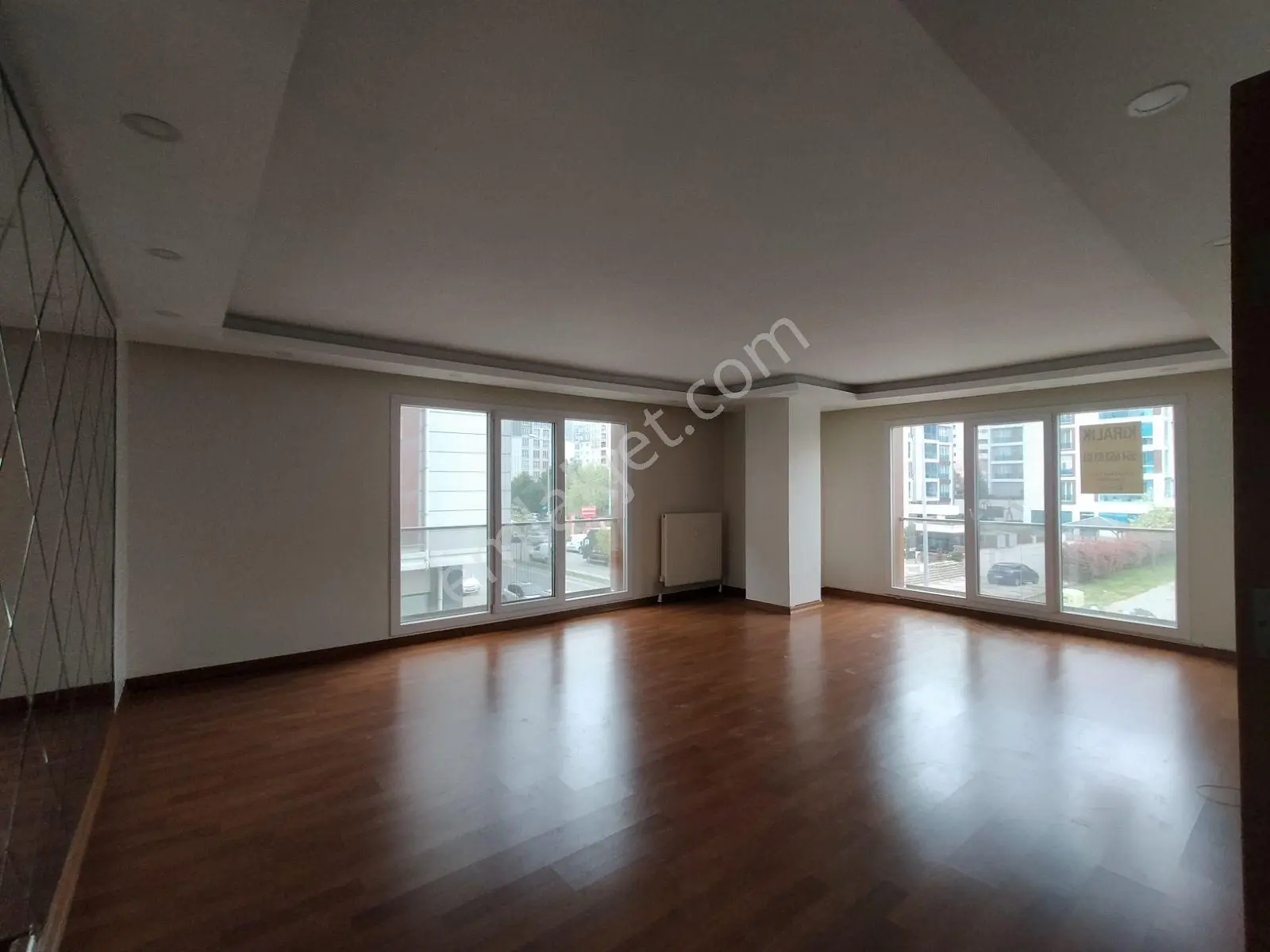 Beylikdüzü Adnan Kahveci Site İçerisinde 3+1 Geniş Satılık Daire - Görsel 2