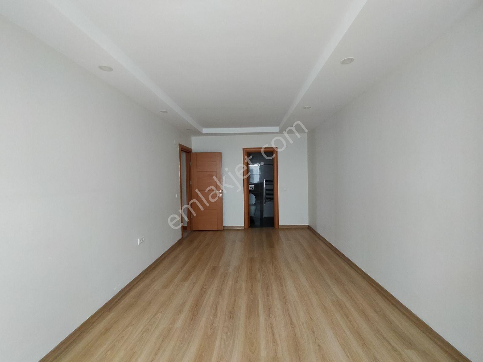 Beylikdüzü Adnan Kahveci Site İçerisinde 3+1 Geniş Satılık Daire - Görsel 24