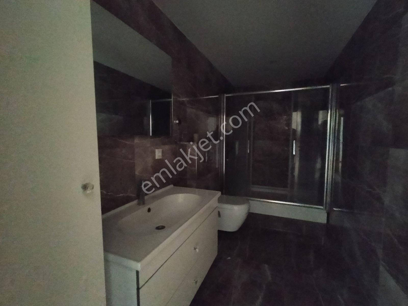 Beylikdüzü Adnan Kahveci Site İçerisinde 3+1 Geniş Satılık Daire - Görsel 23