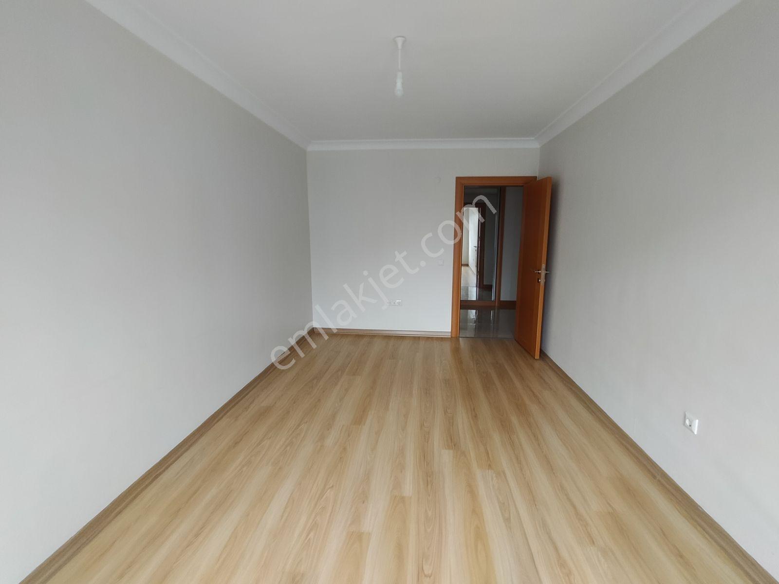 Beylikdüzü Adnan Kahveci Site İçerisinde 3+1 Geniş Satılık Daire - Görsel 16