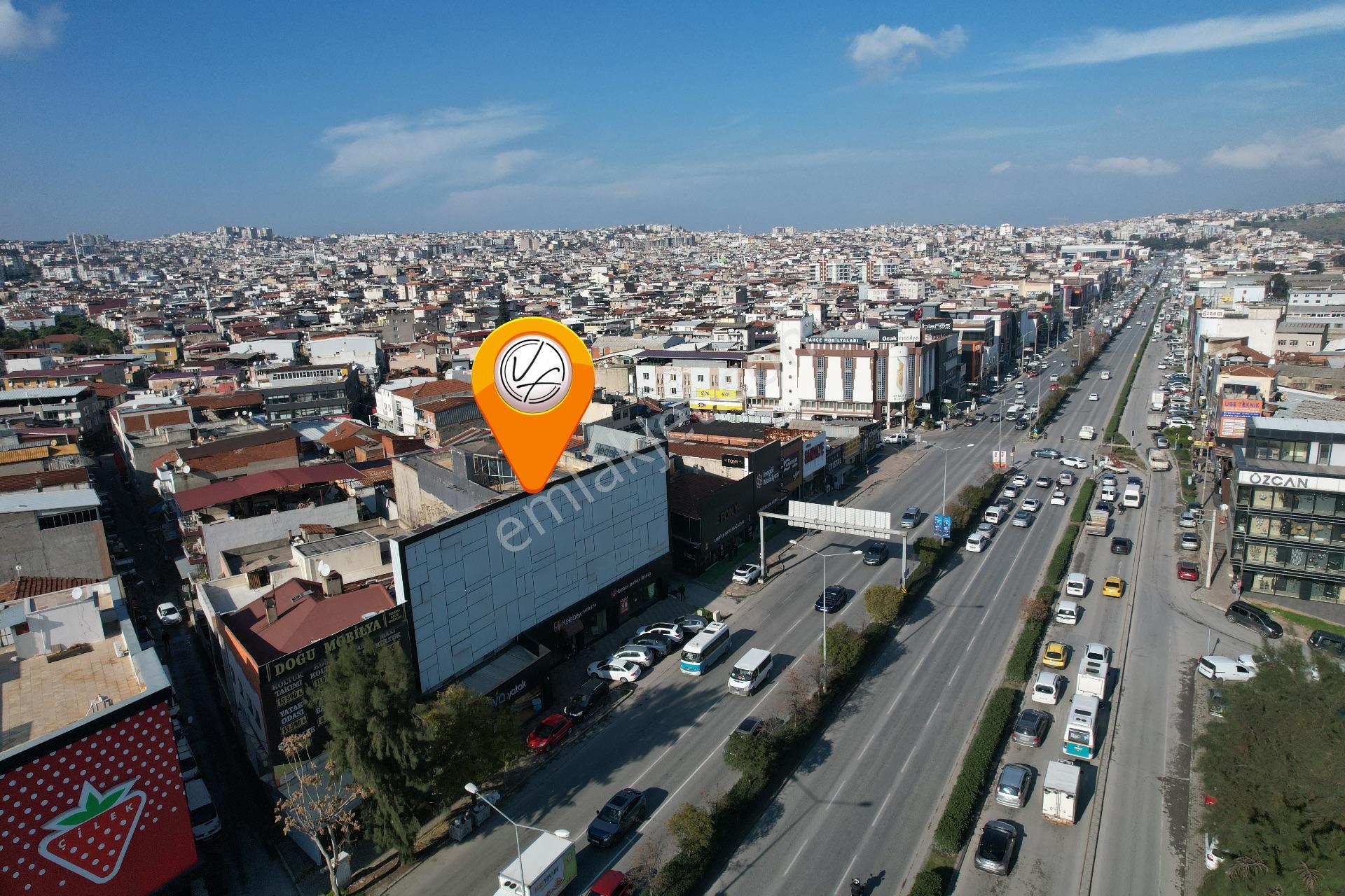 Karabağlar Yeşillik Caddesinde Kupon Dükkan - Görsel 4