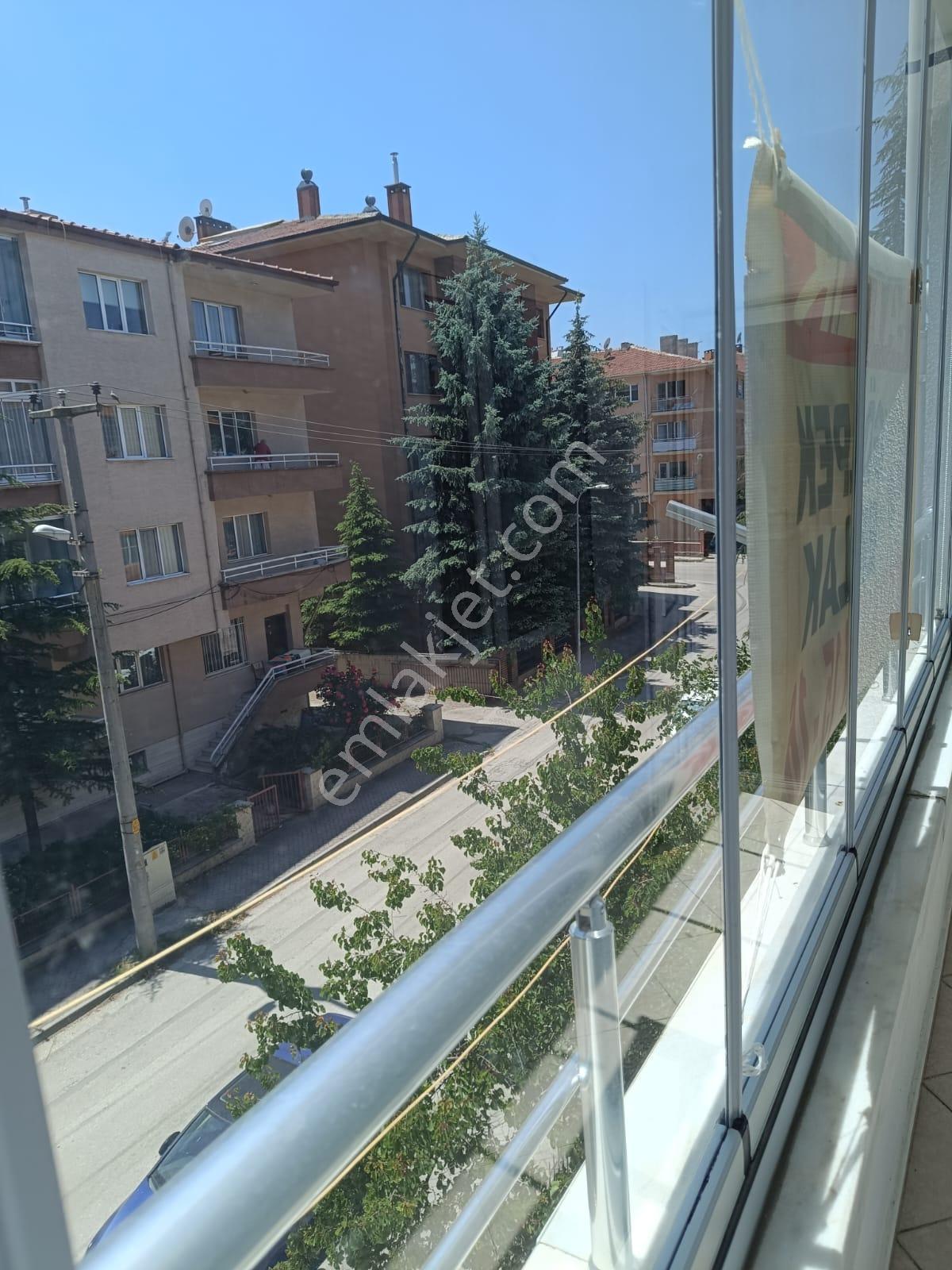 Akarbası Mahallesi Satılık 3+1 Ara Kat Daıre - Görsel 18