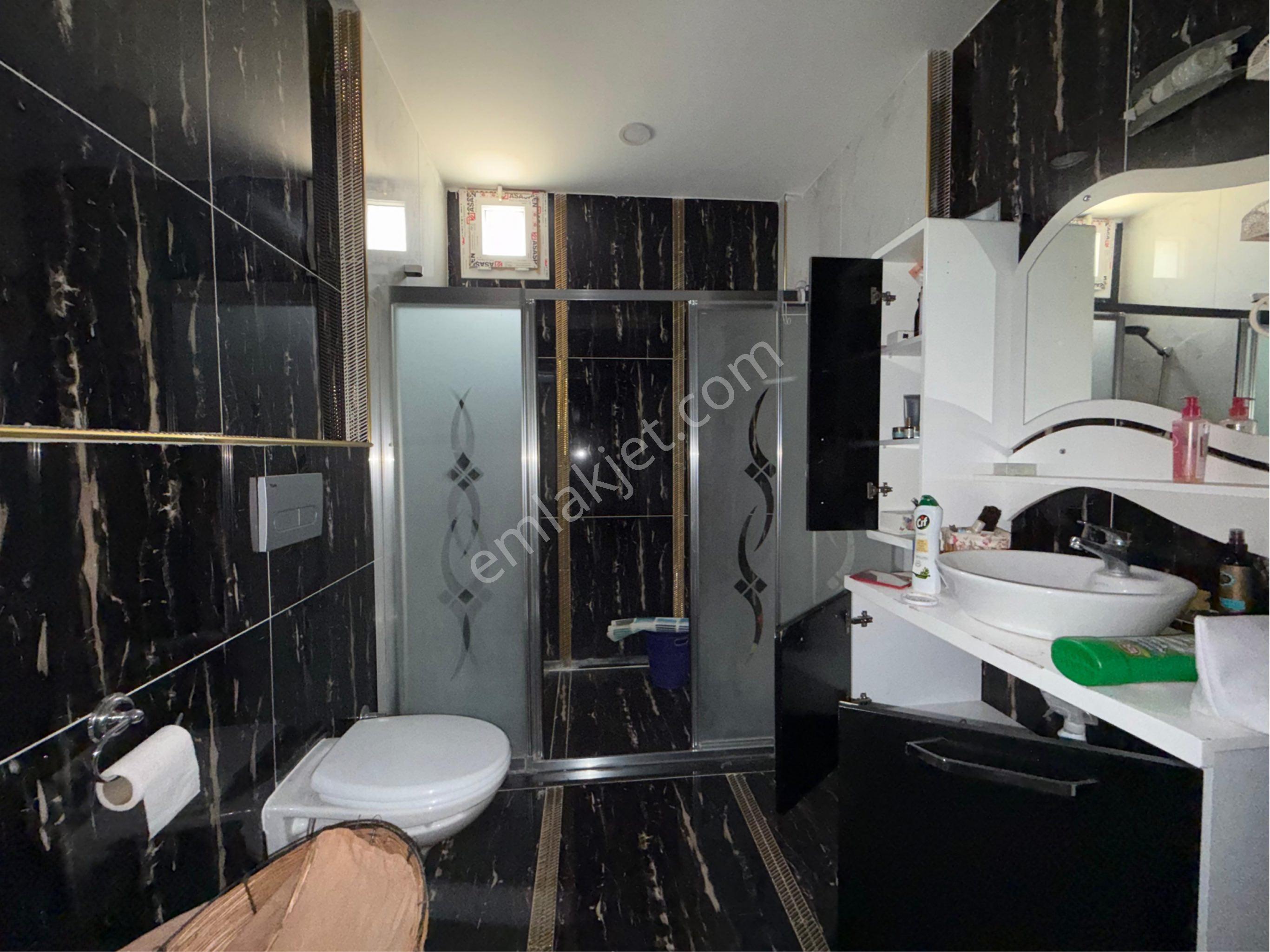 Karslılarda Göl Manzaralı 4+2 Site İçi Satılık Çatı Dublexi - Görsel 31
