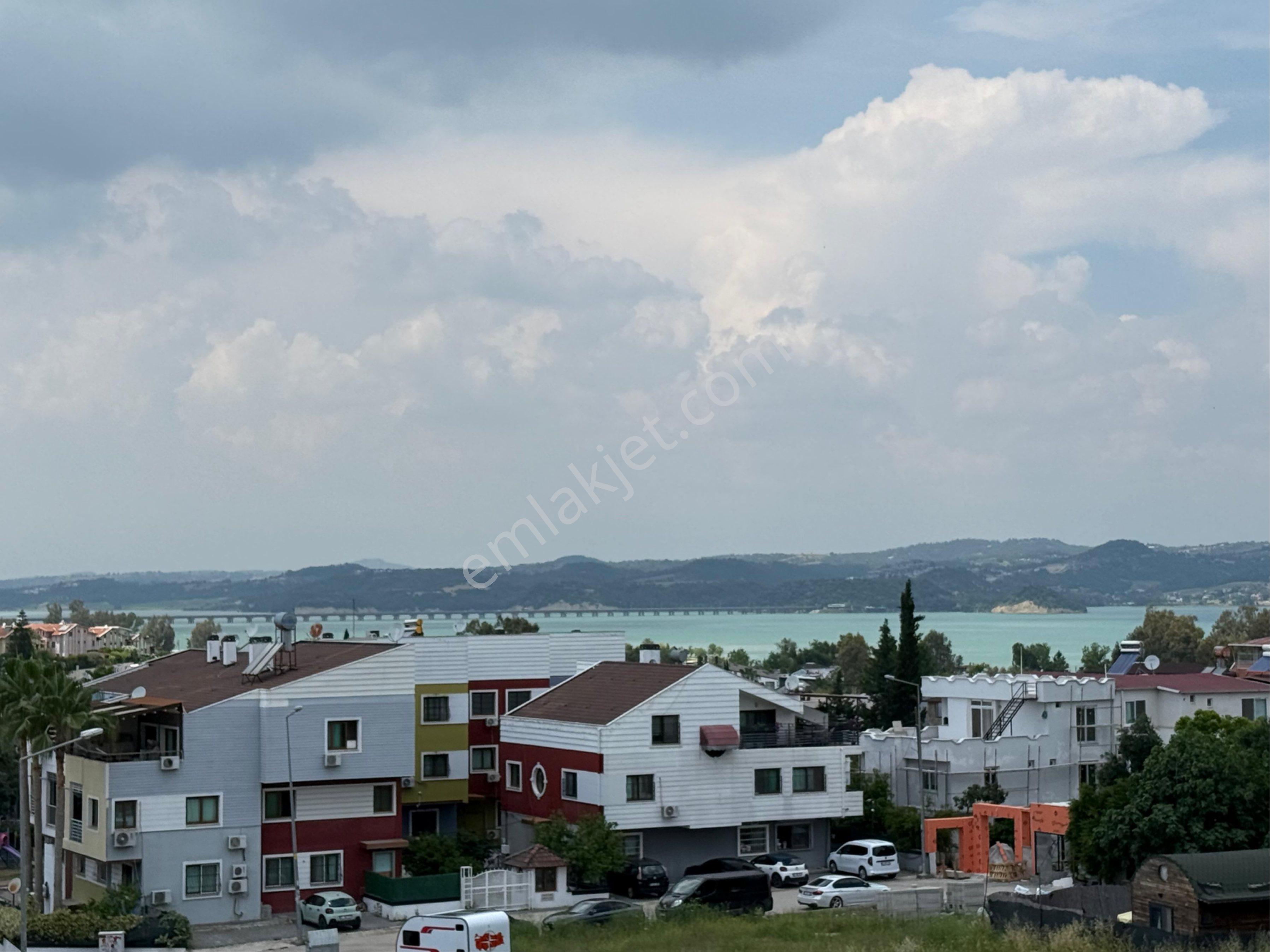 Karslılarda Göl Manzaralı 4+2 Site İçi Satılık Çatı Dublexi - Görsel 6