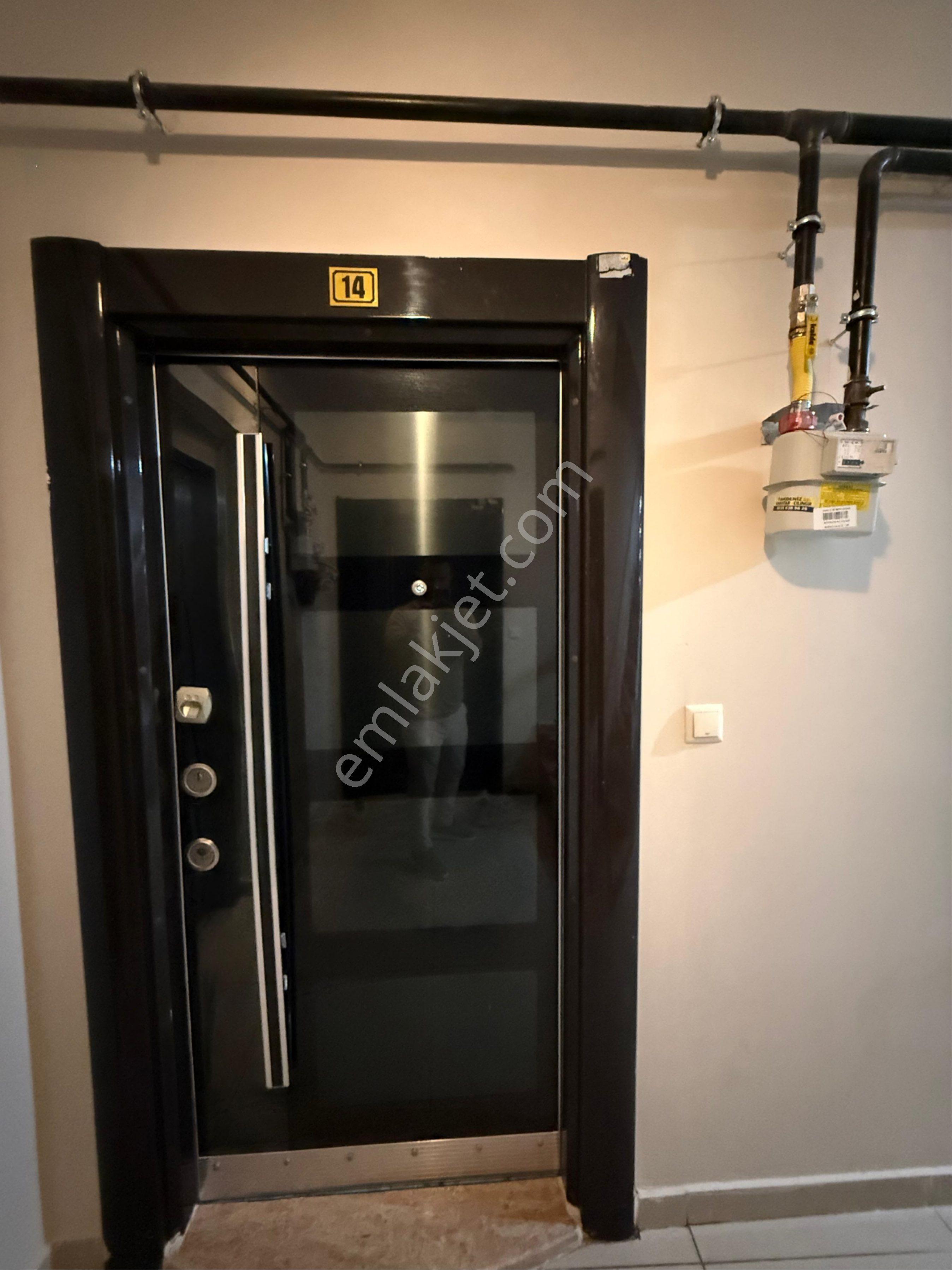 Karslılarda Göl Manzaralı 4+2 Site İçi Satılık Çatı Dublexi - Görsel 22