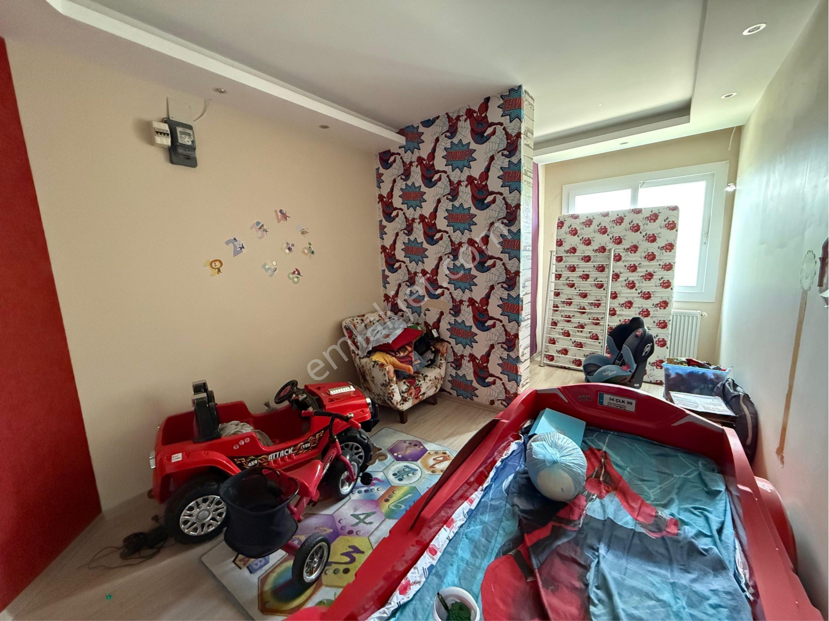 Karslılarda Göl Manzaralı 4+2 Site İçi Satılık Çatı Dublexi - Görsel 26