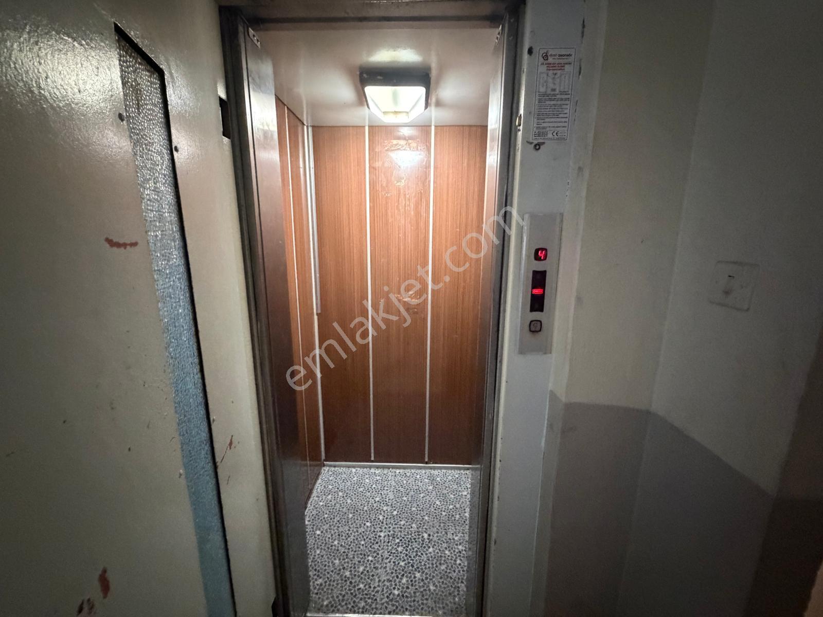İstanbul House'dan Belediyenin Karşısında Fırsat Büro&ofis - Görsel 12