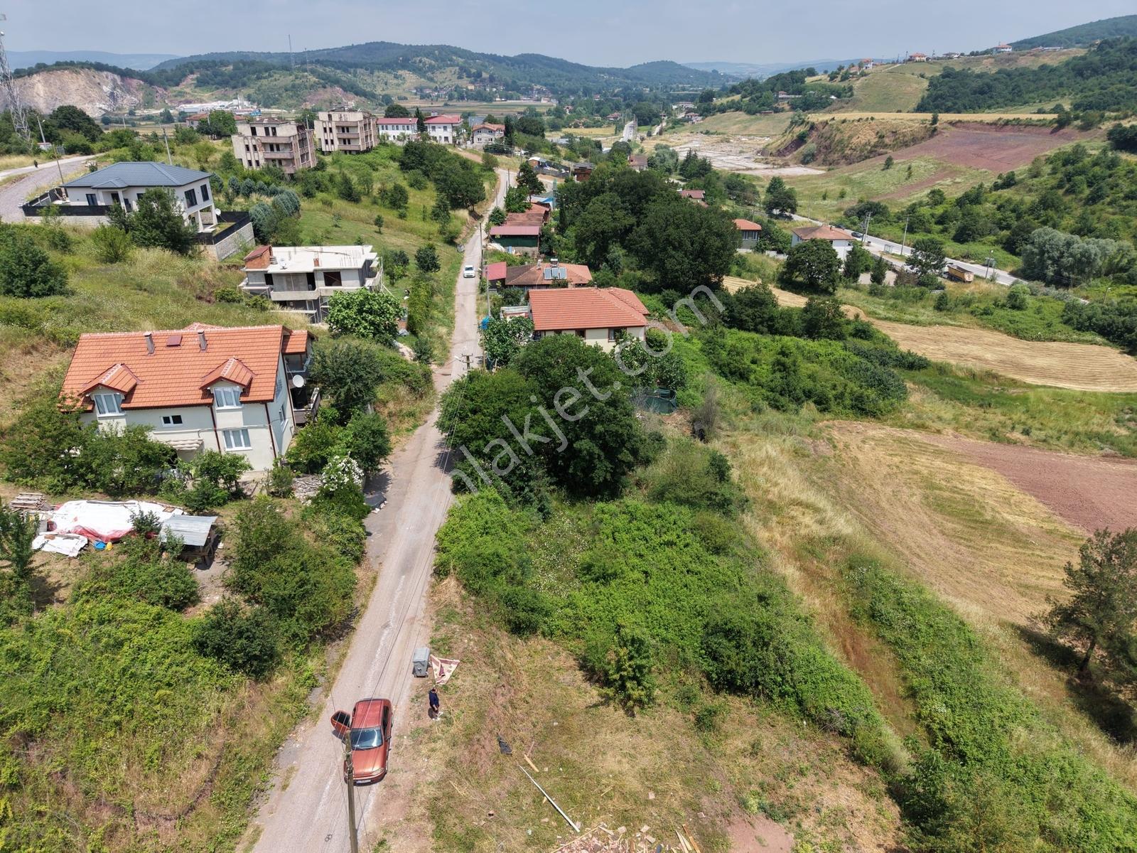 Adapazarı Göktepede 377m2 %40 İmarlı Manzaralı Arsa - Görsel 2