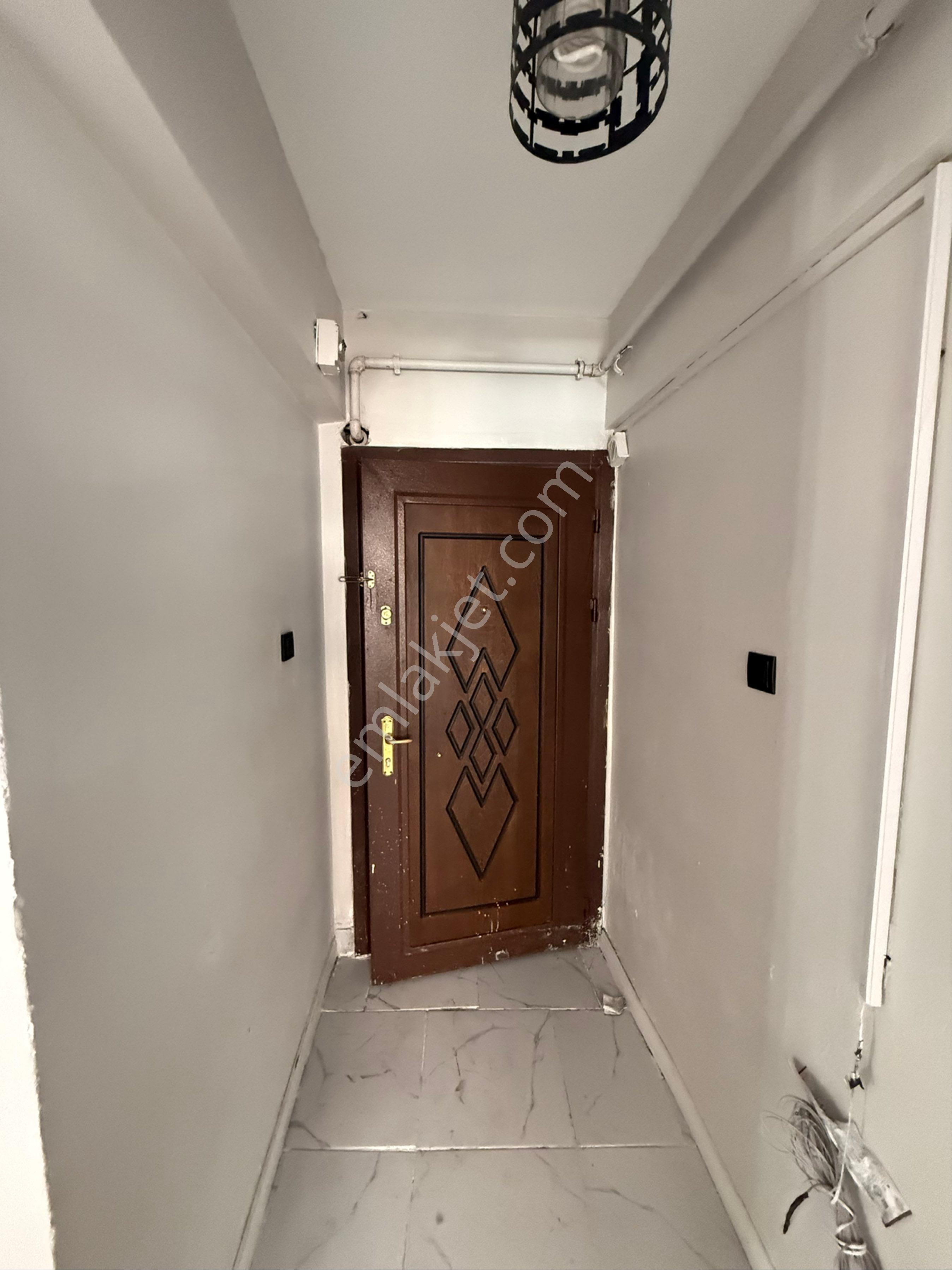 Hürriyet Mahallesinde İci Temiz Kiralık Daire - Görsel 3