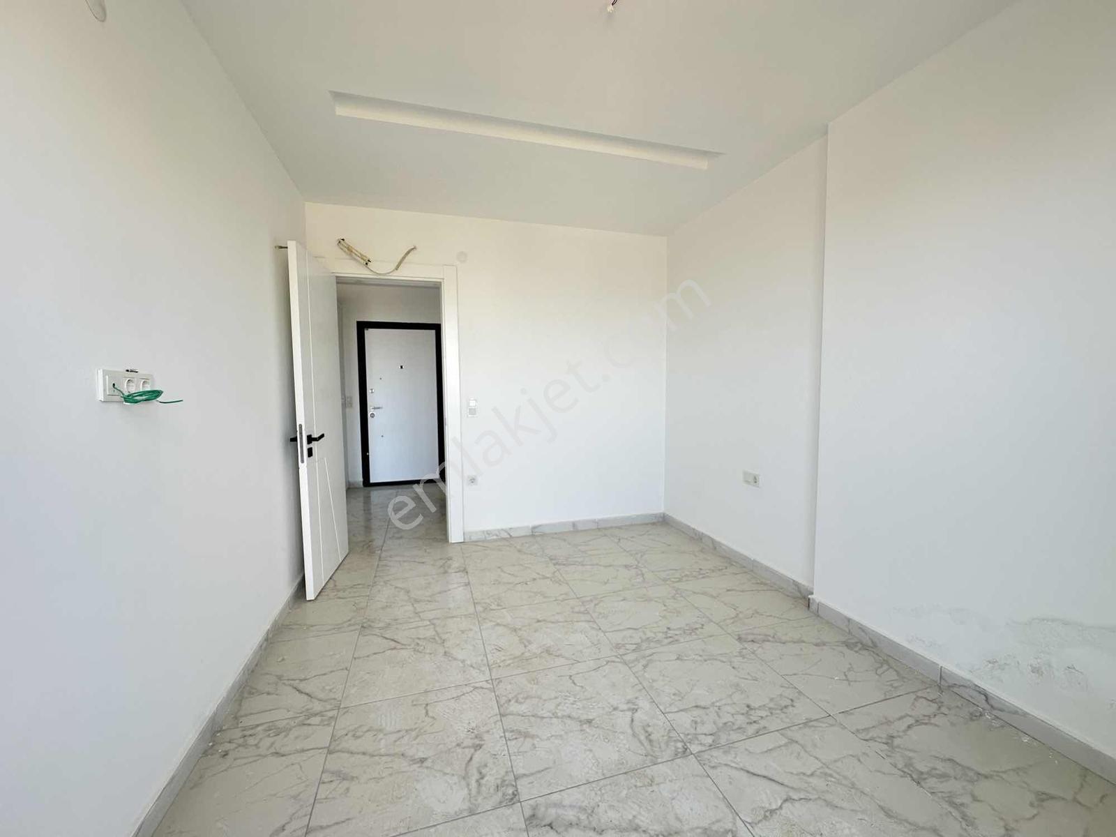Full Aktiviteli Site İçinde Deniz Manzaralı 1+1 Fırsat Rezidans - Görsel 10