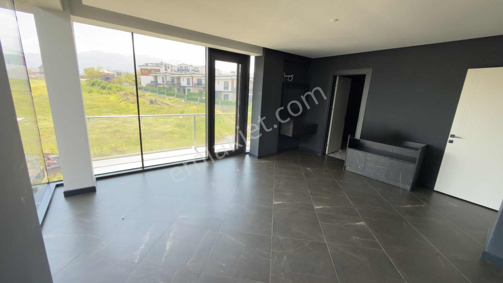 Deallife'dan Sierra Villalarında Müstakil Giriş 4+1 Villa - Görsel 2