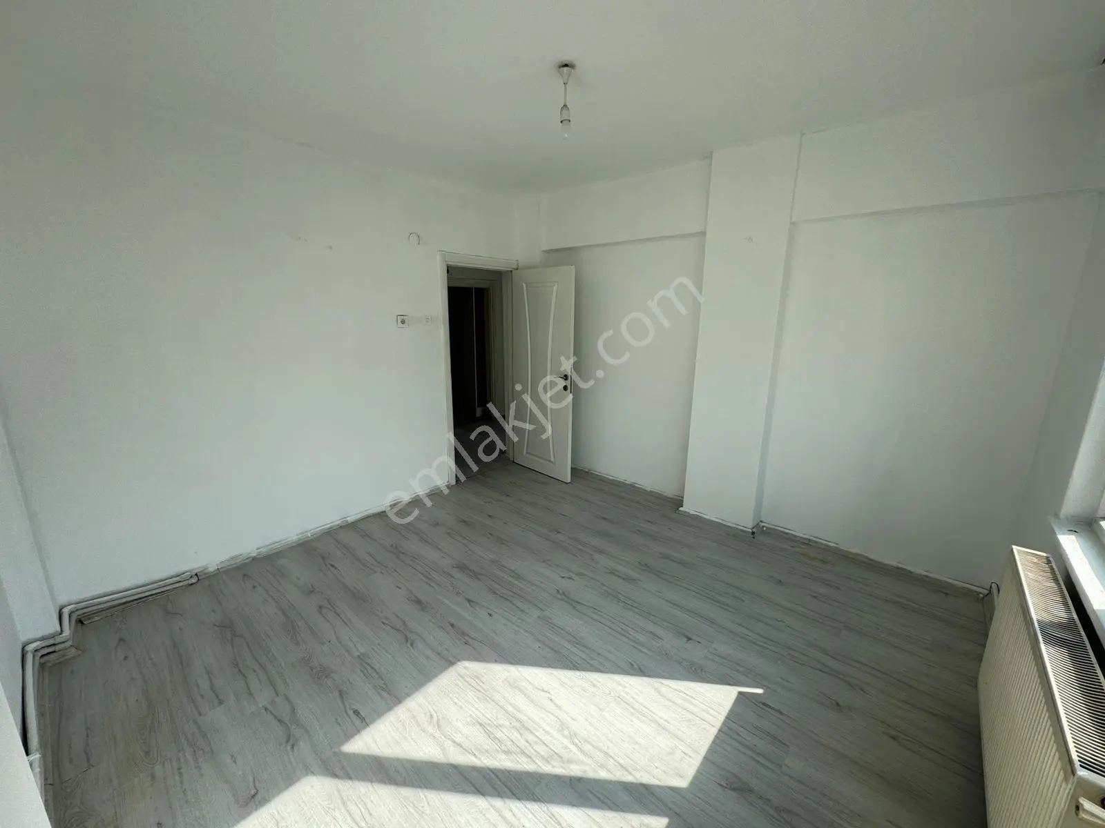 Yağmur Emlak'tan Adalet Mahallesi'nde Geniş Ve Ferah 2+1 Kiralık - Görsel 5