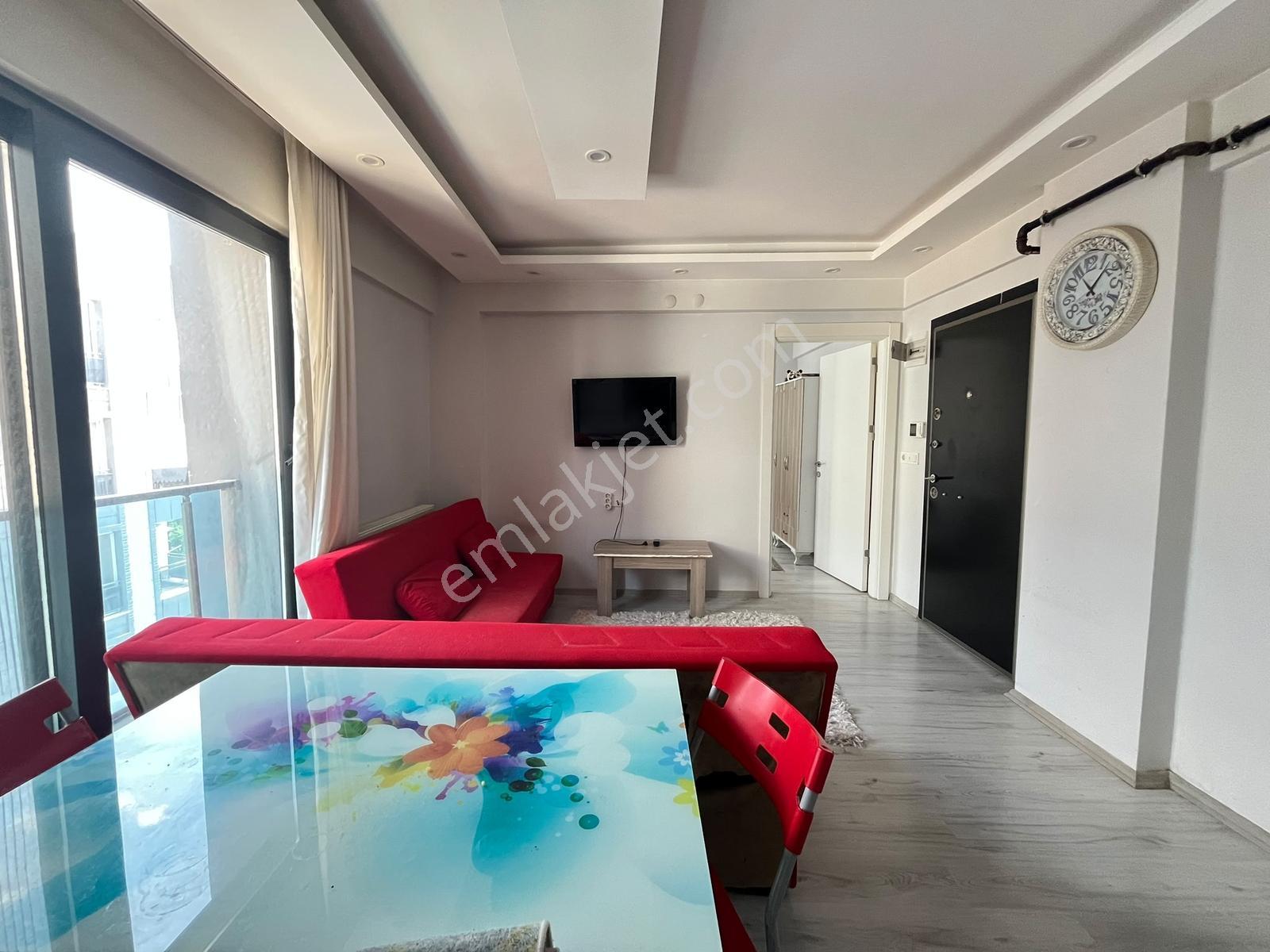 Çözüm Emlak'tan Muradiye'de Eşyalı 1+1 Ara Kat Kiralık Daire - Görsel 13