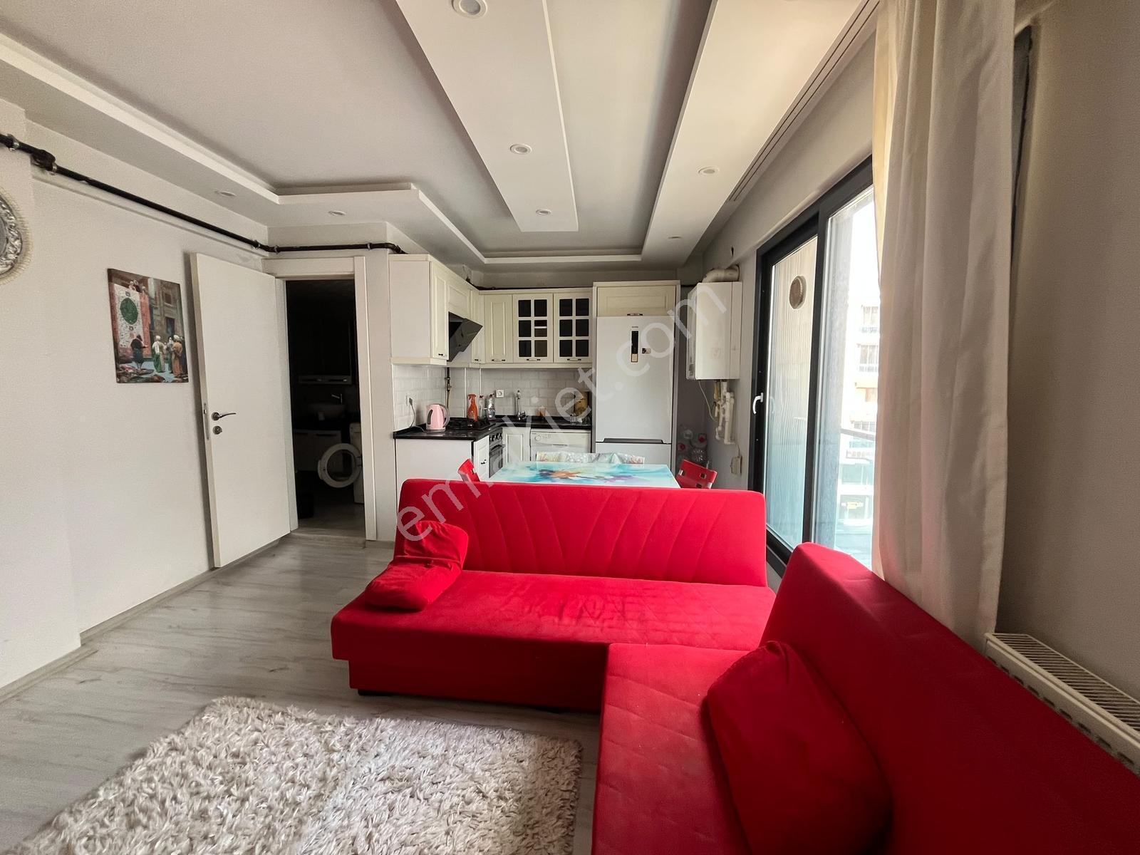 Çözüm Emlak'tan Muradiye'de Eşyalı 1+1 Ara Kat Kiralık Daire - Görsel 2