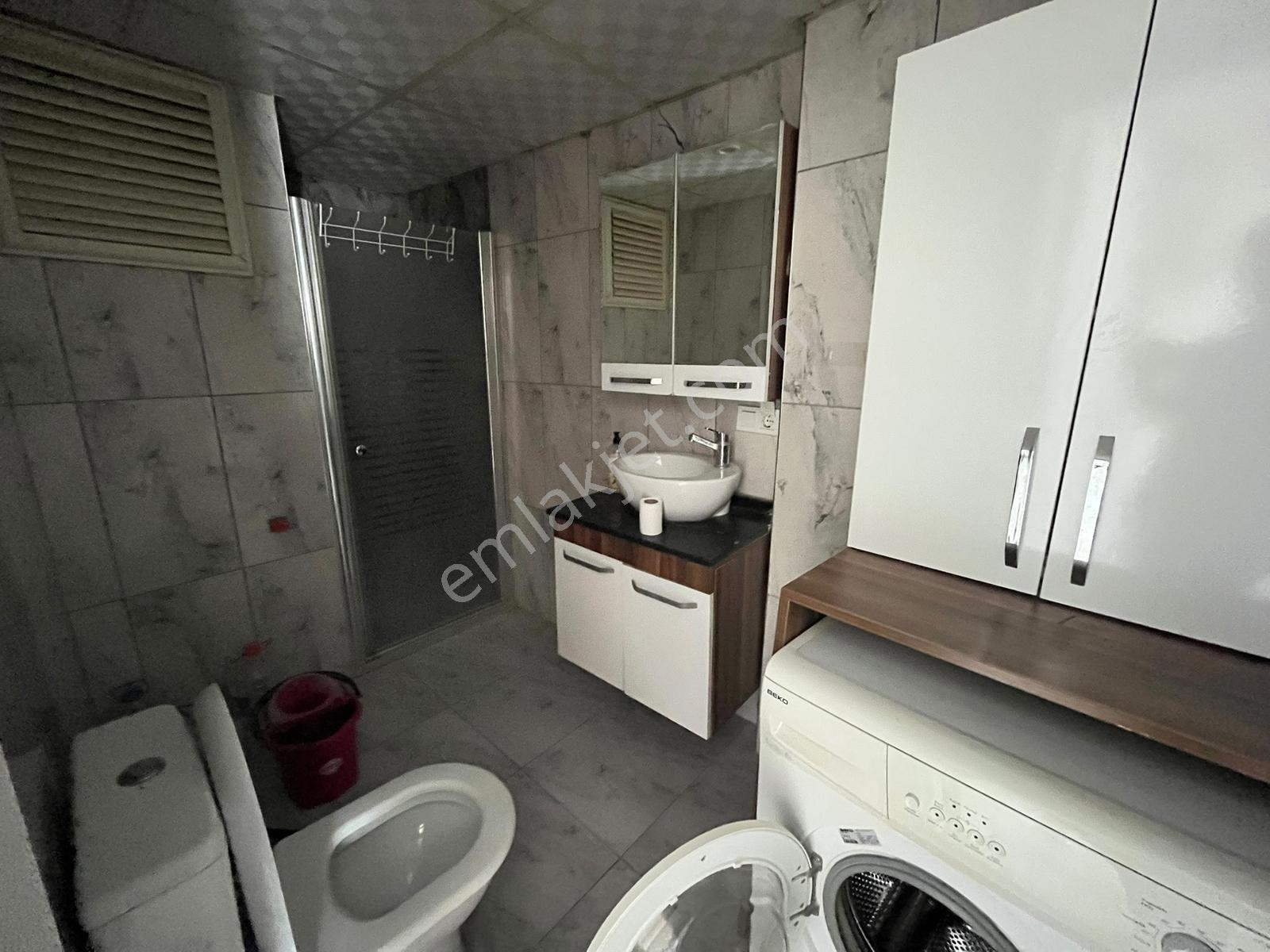 Çözüm Emlak'tan Muradiye'de Eşyalı 1+1 Ara Kat Kiralık Daire - Görsel 10
