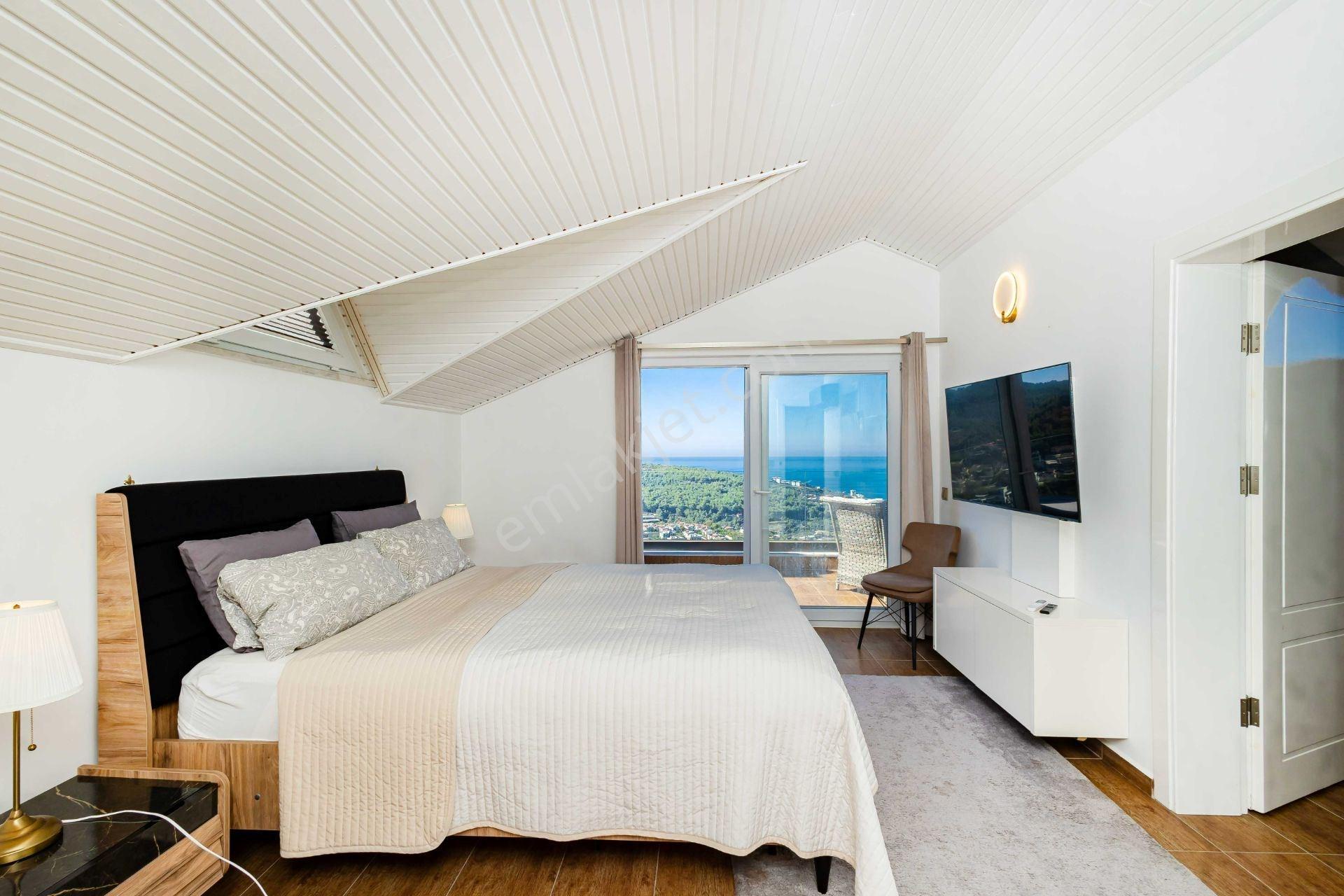 Alanya Kargıcak Lüks Ve Konfor Bir Arada Sunan Deniz Manzaralı 3+1 Modern Villa - Görsel 23