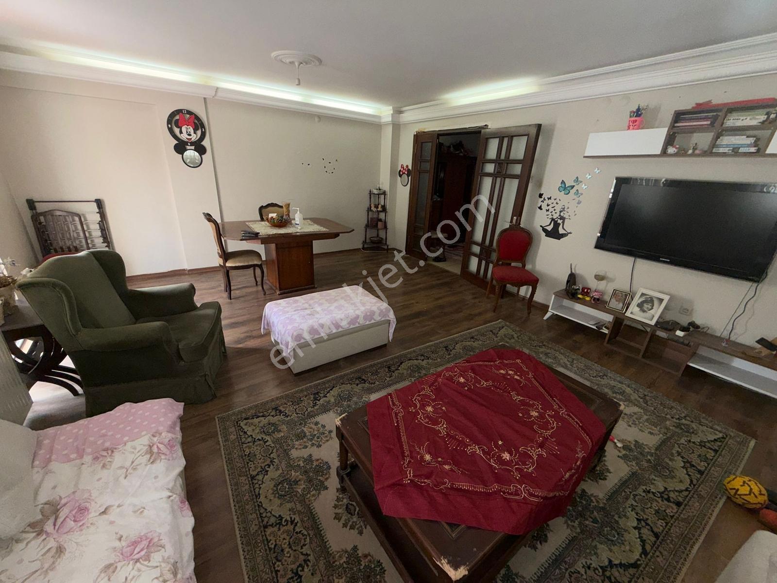 Forbes Caddesi Üzeri 3+1 Doğalgazlı 135 M2 Satılık Arakat Daire - Görsel 15