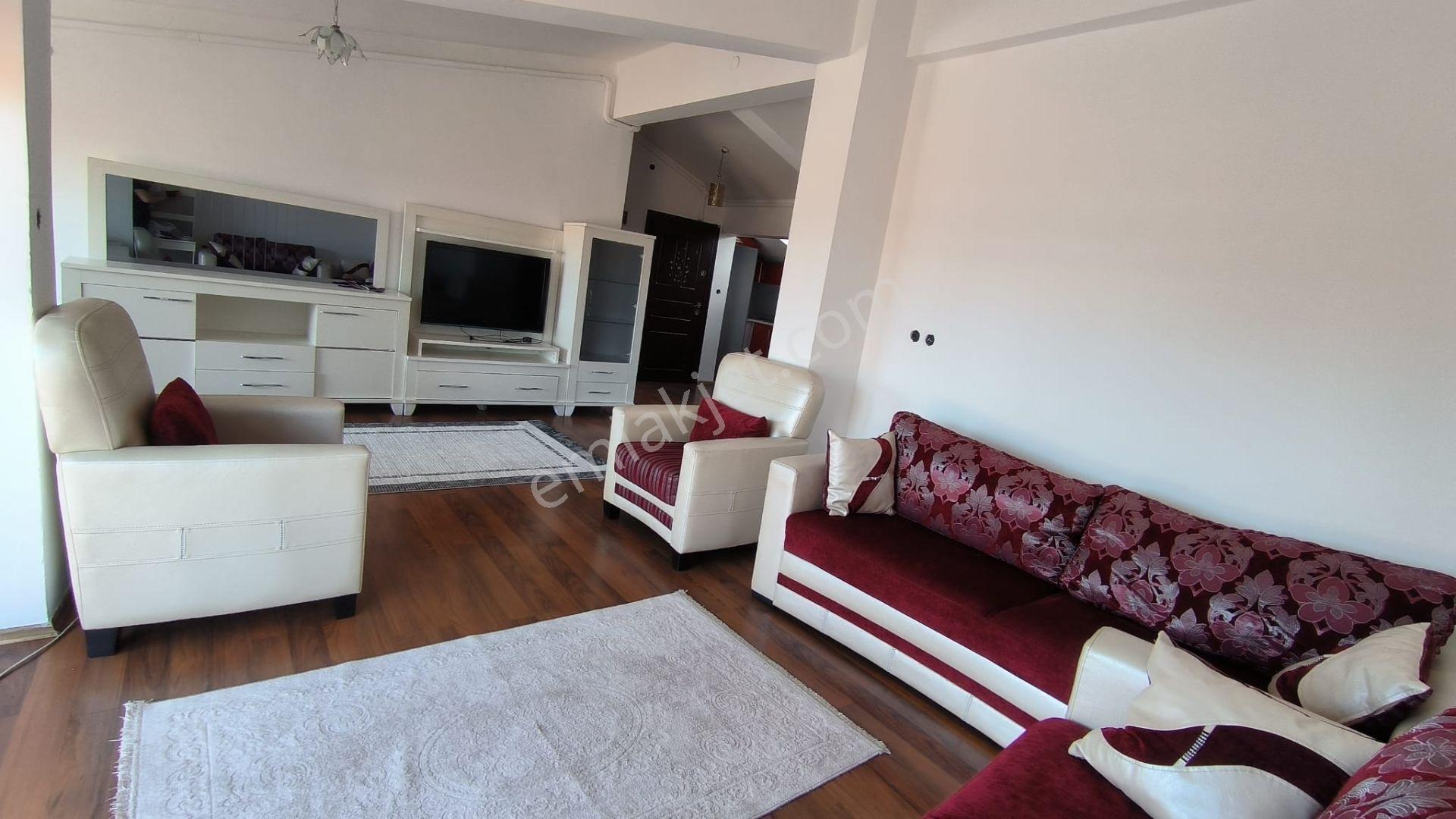 Trabzon Meydan İskenderpaşa Da Eşyalı Kiralık 1+1 Daire - Görsel 12