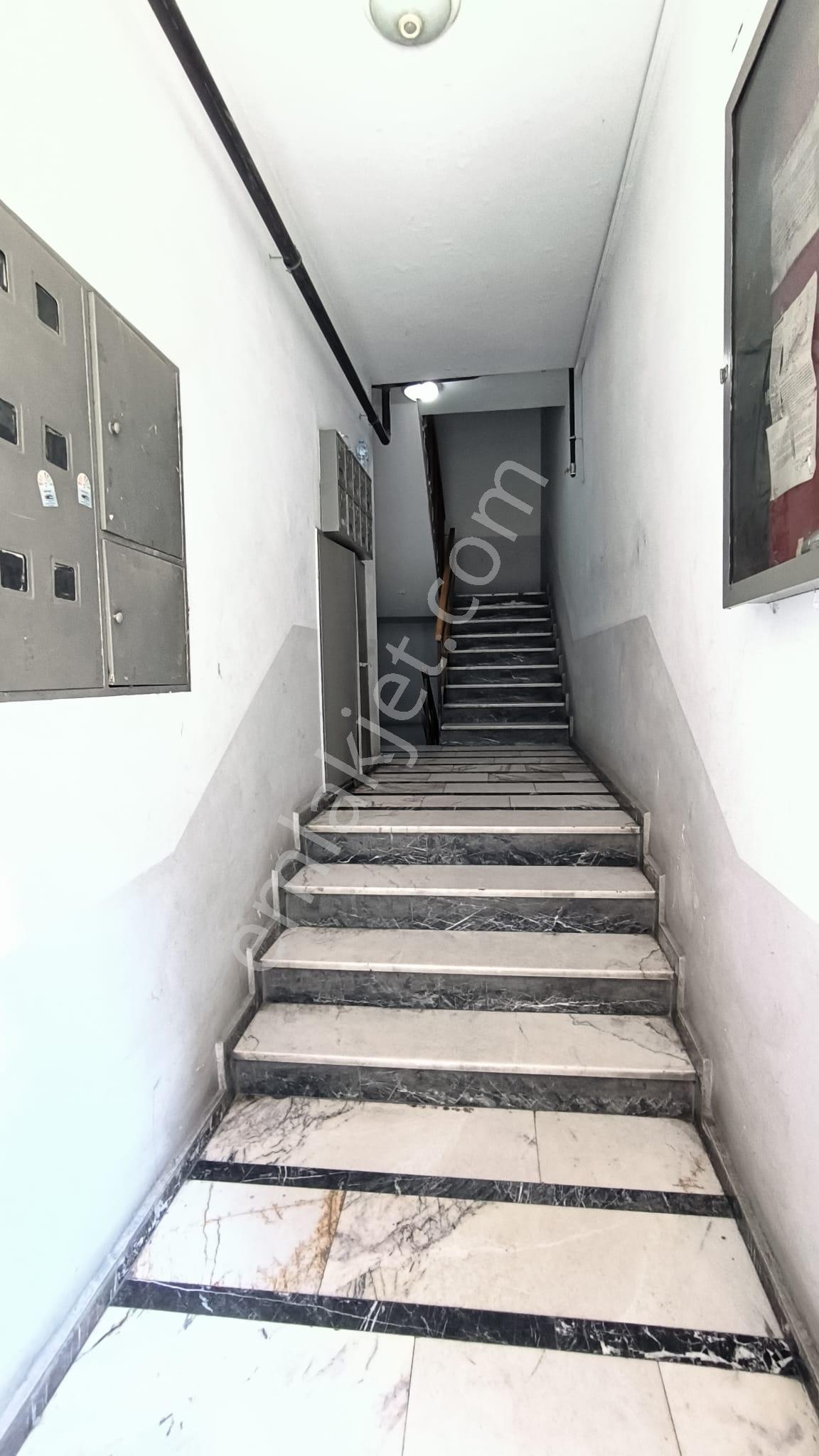 Trabzon Meydan İskenderpaşa Da Eşyalı Kiralık 1+1 Daire - Görsel 29