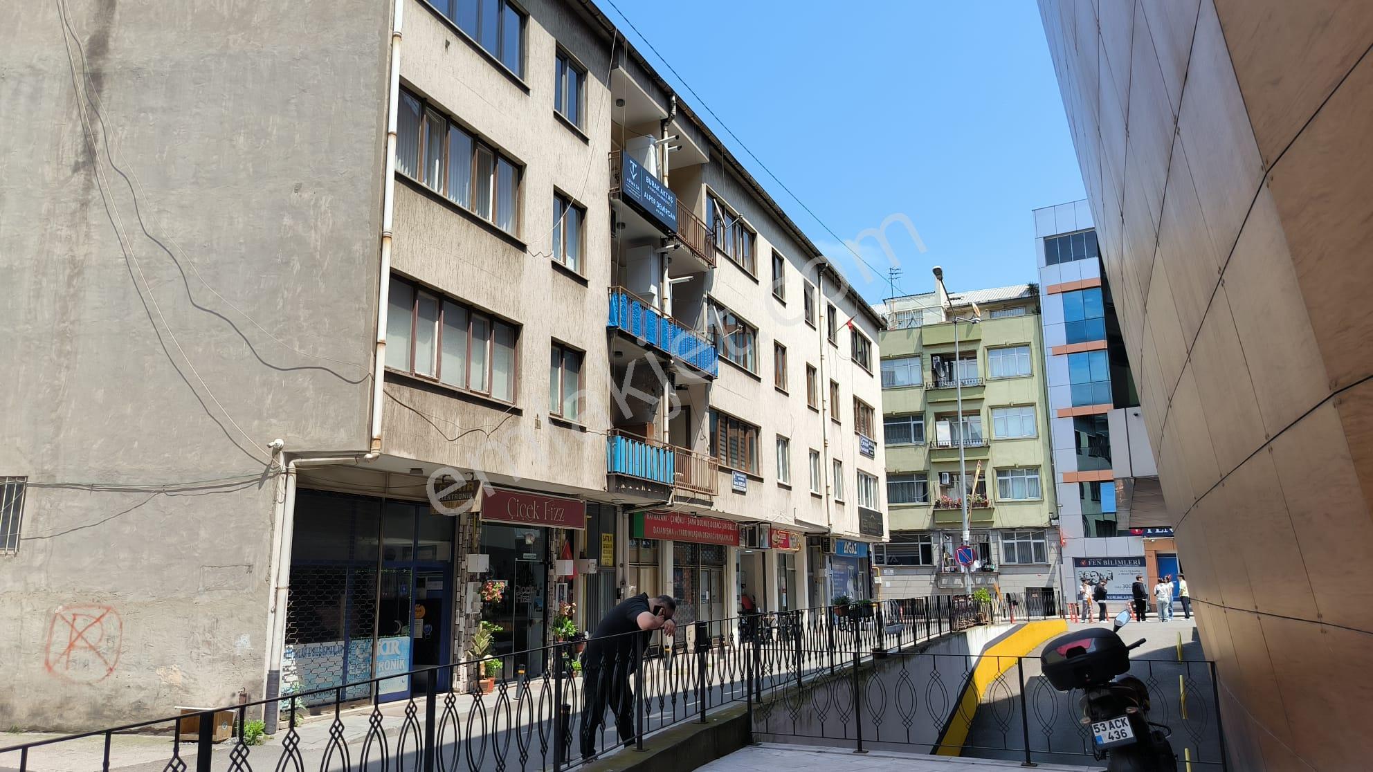 Trabzon Meydan İskenderpaşa Da Eşyalı Kiralık 1+1 Daire - Görsel 4