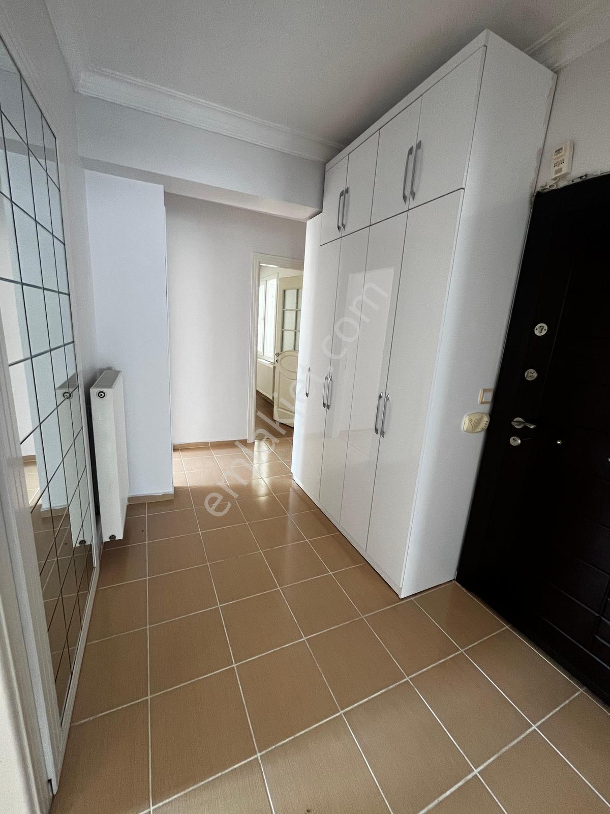 Şirinyerin Merkezi Güven Mahallesinde 3+1 Kiralık Daire - Görsel 6