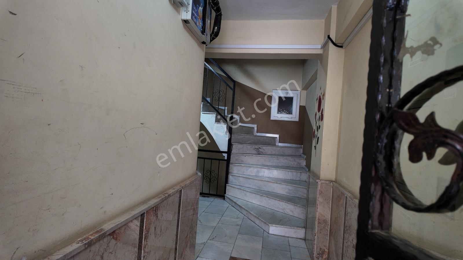 Şirinyerin Merkezi Güven Mahallesinde 3+1 Kiralık Daire - Görsel 34