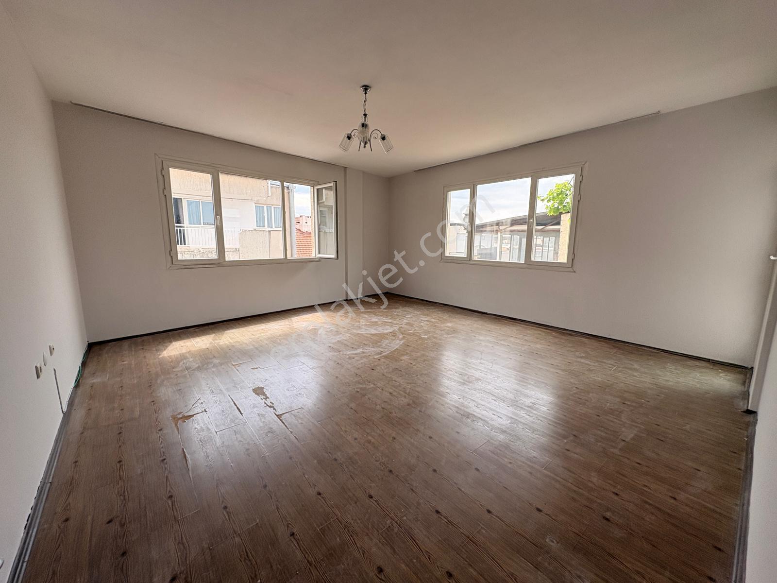 Şehir Manzaralı Forbes Sevgi Yolu Üzeri 2+1 Geniş Kiralık Daire - Görsel 15