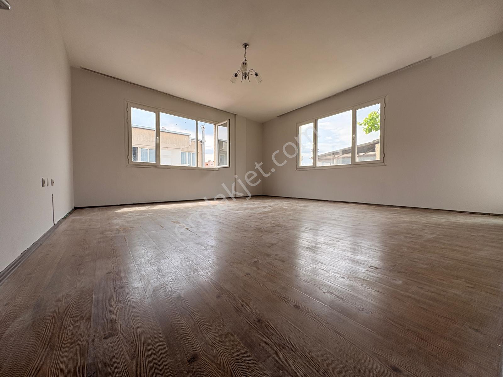 Şehir Manzaralı Forbes Sevgi Yolu Üzeri 2+1 Geniş Kiralık Daire - Görsel 16