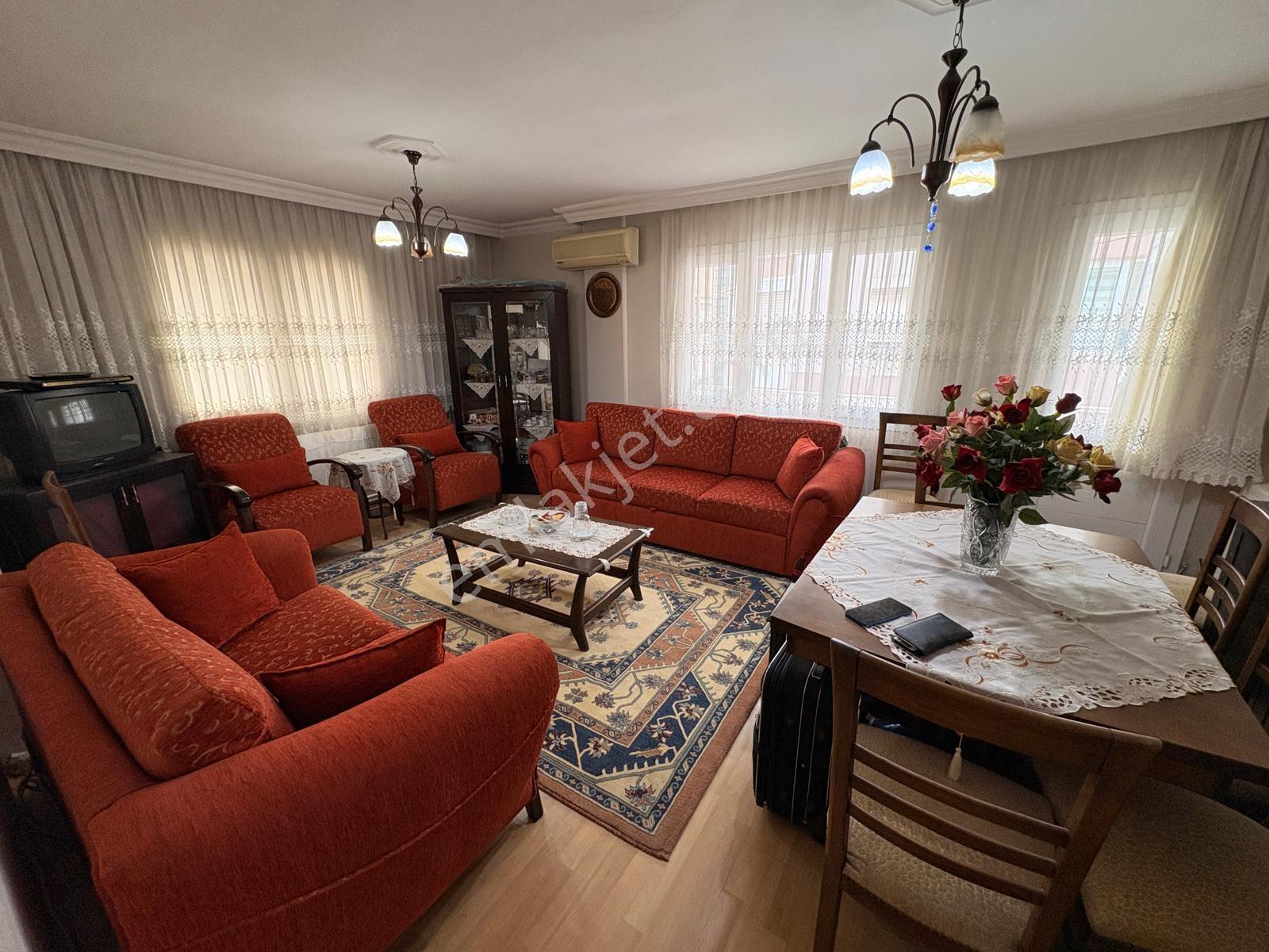 Şirinyer Merkezde Menderes Caddesi Üzeri 3+1 Otoparklı Satılık - Görsel 4