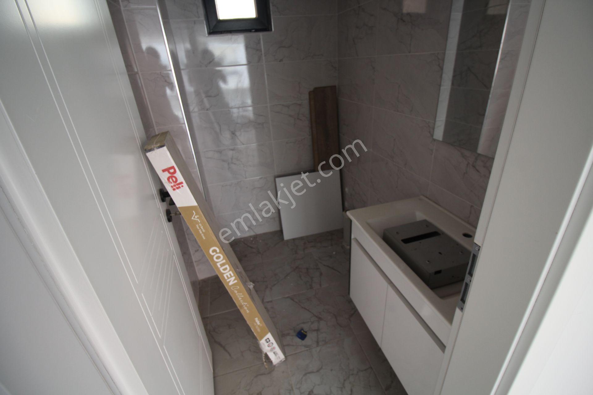 Aksaray Hamidiye Mahallesinde Kiralık 350 M Dükkan - Görsel 13