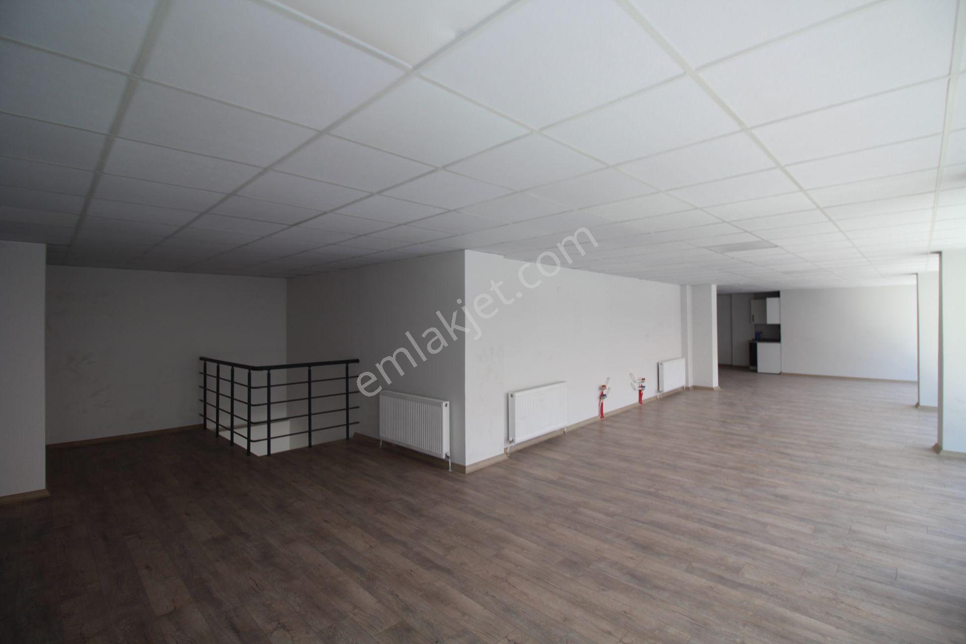 Aksaray Hamidiye Mahallesinde Kiralık 350 M Dükkan - Görsel 9