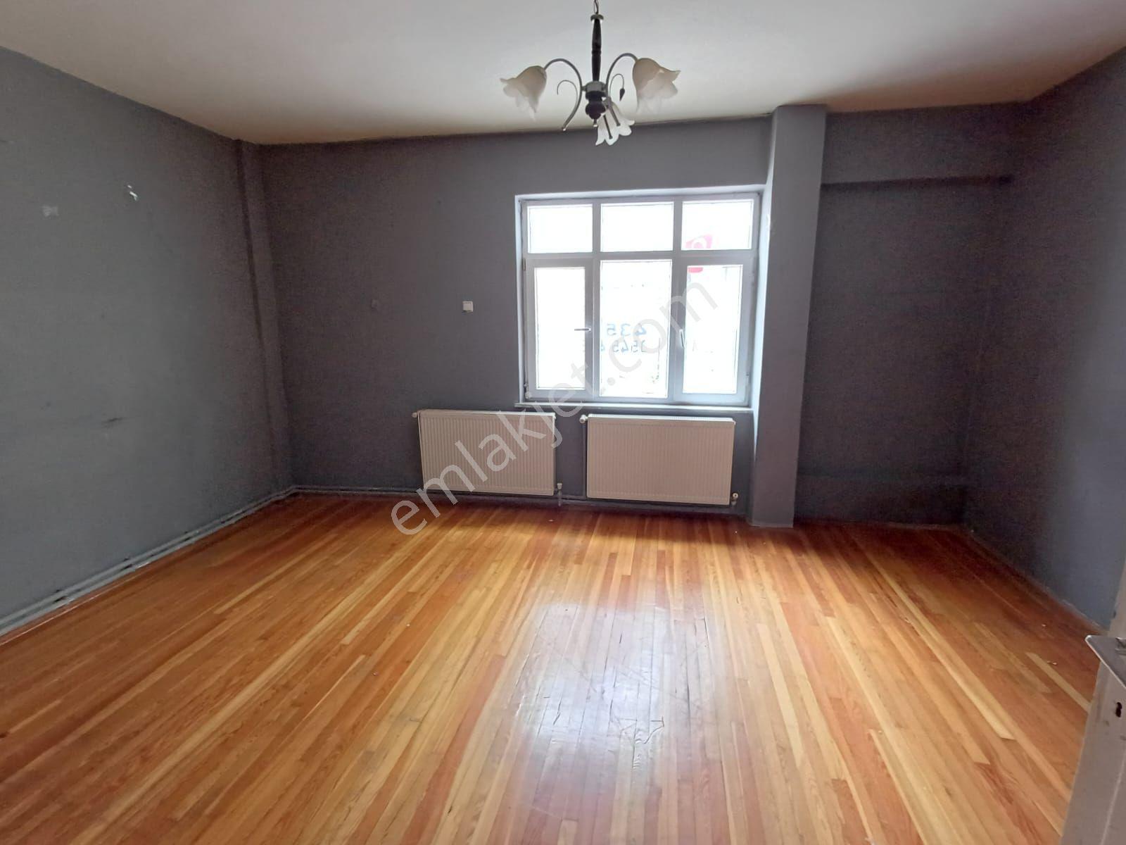 Rekoor Emlaktan Modern Pazarı Yakının 2+1 Satılık Daire - Görsel 6