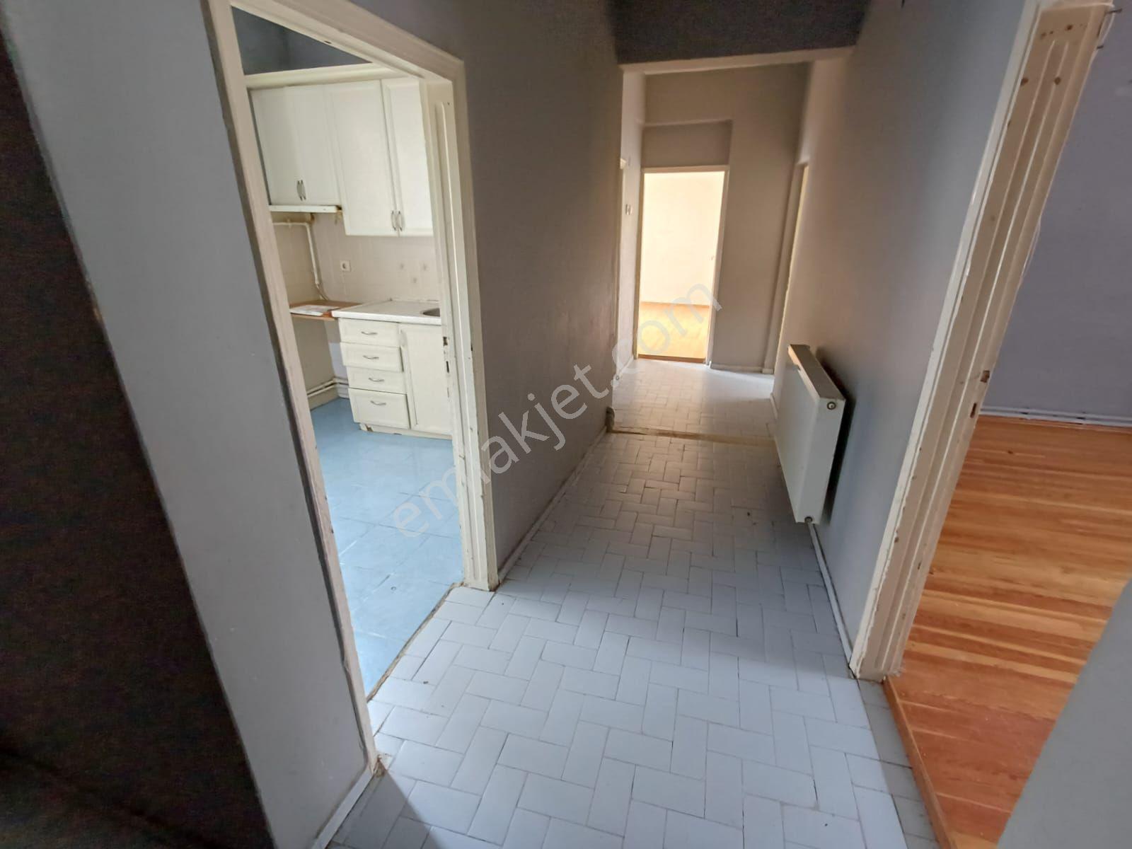 Rekoor Emlaktan Modern Pazarı Yakının 2+1 Satılık Daire - Görsel 16