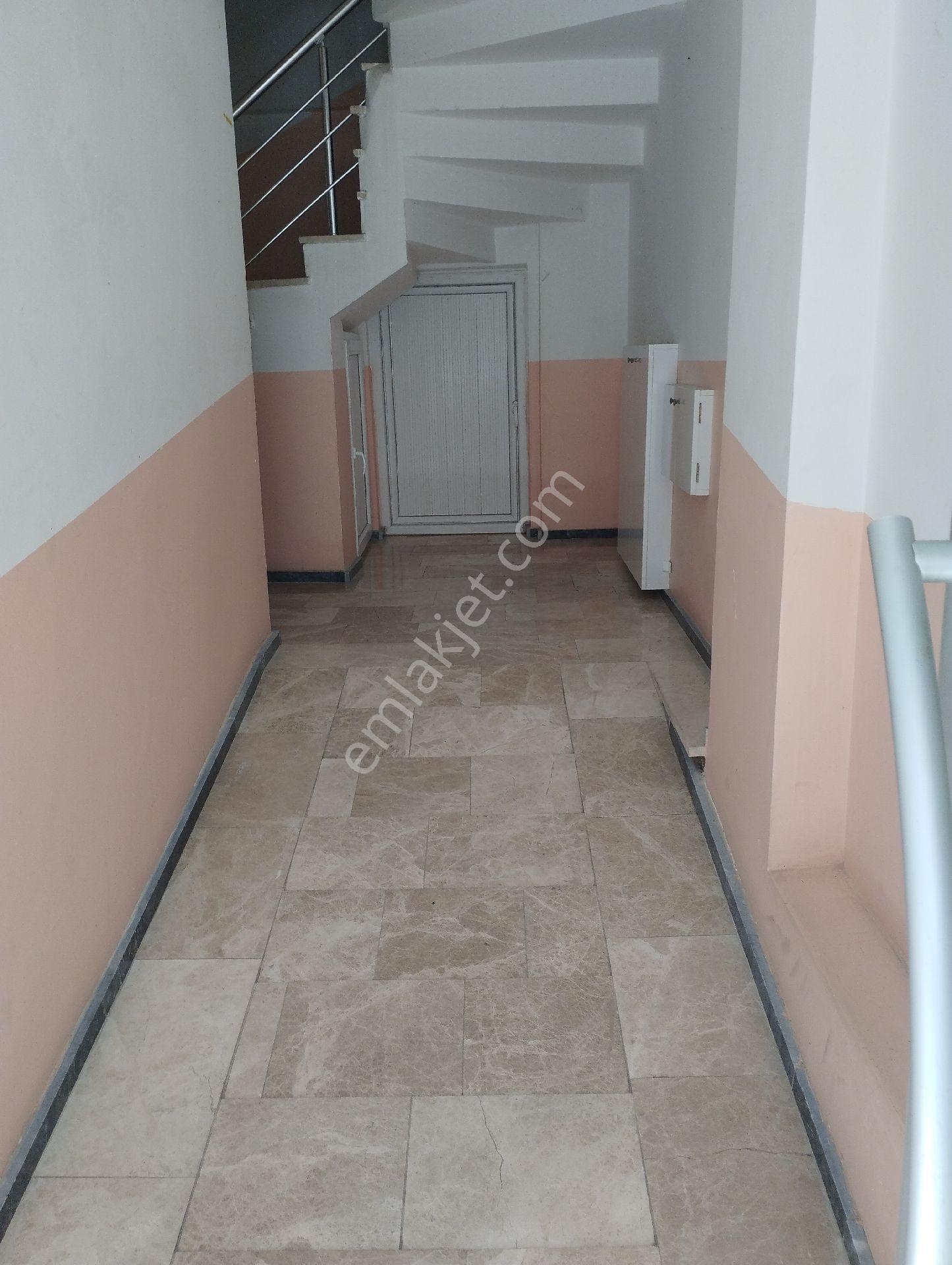 Şarköy İstiklal Mah. De Satılık Yüksek Giriş Daire - Görsel 7