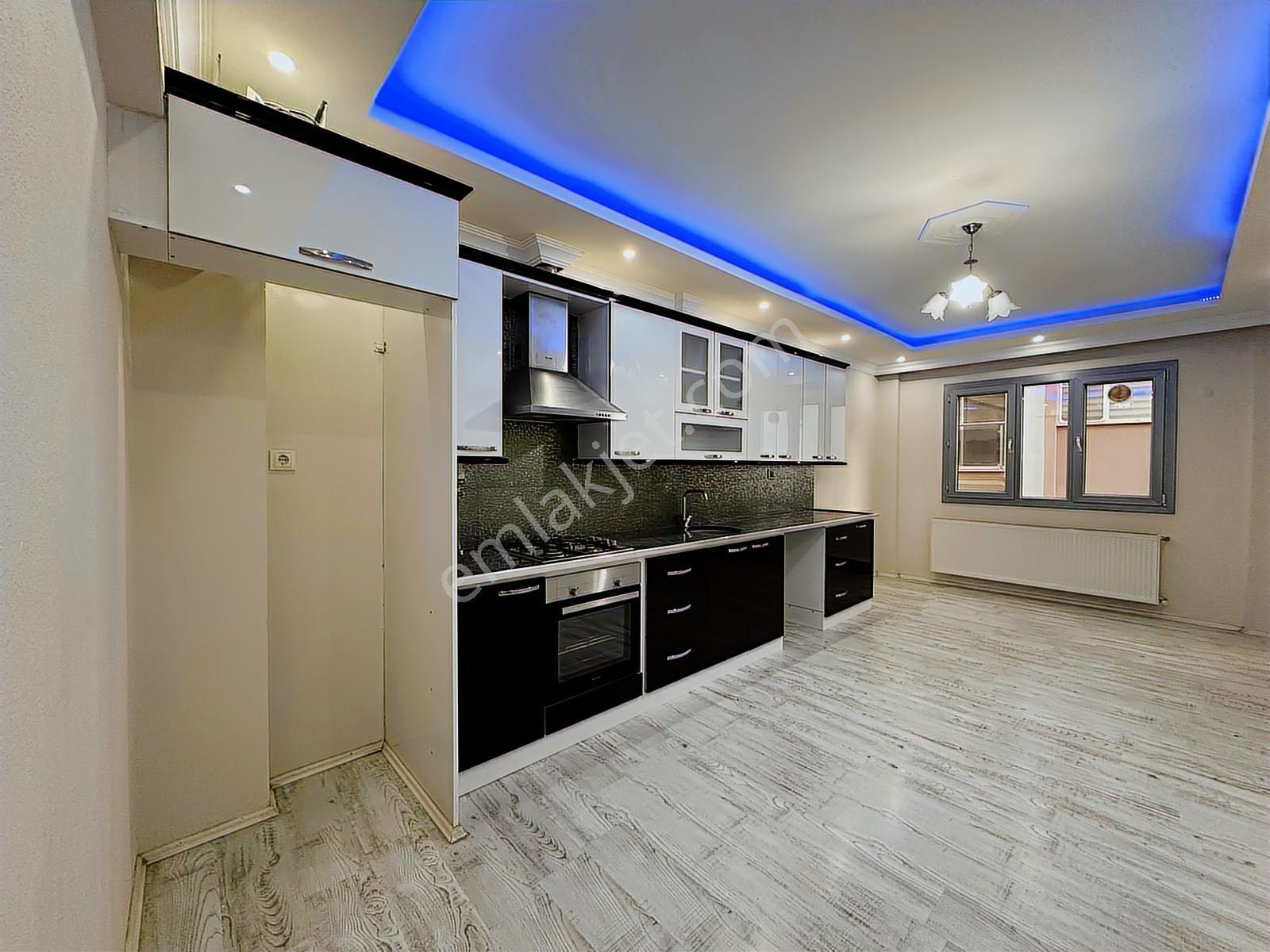İstiklal Mahallesinde 3+1 Kiralık Ara Kat Cam Balkon Daire - Görsel 11