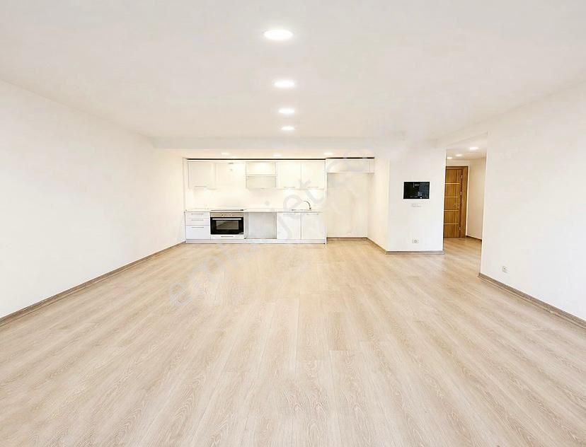 Sıfır Sitede Yüksek Kira Garantili 1+1 85m2 Balkonlu Satılık ! - Görsel 16