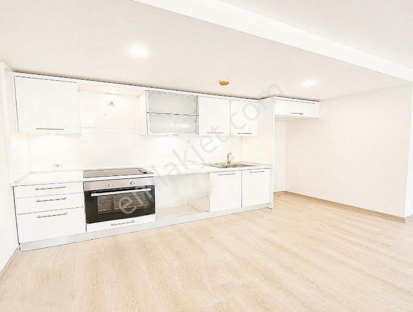 Sıfır Sitede Yüksek Kira Garantili 1+1 85m2 Balkonlu Satılık ! - Görsel 14