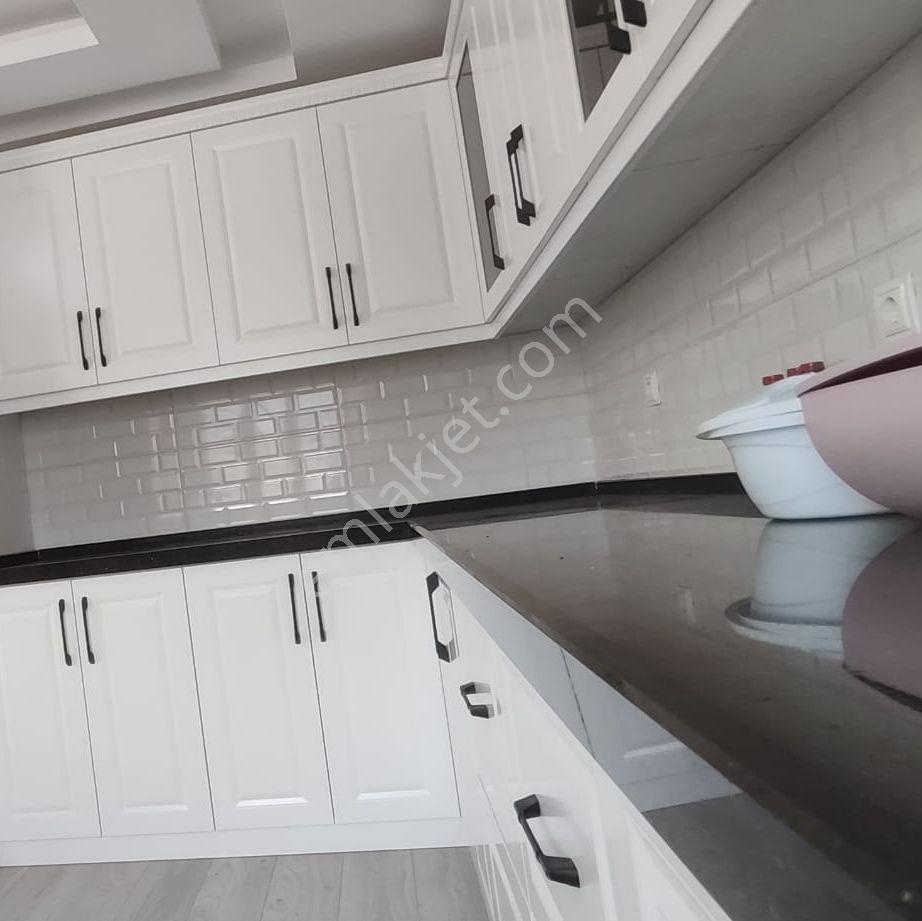 Kar Emlaktan Zafer Mah. 320m2 5+1 Satılık Dubleks Daire - Görsel 4