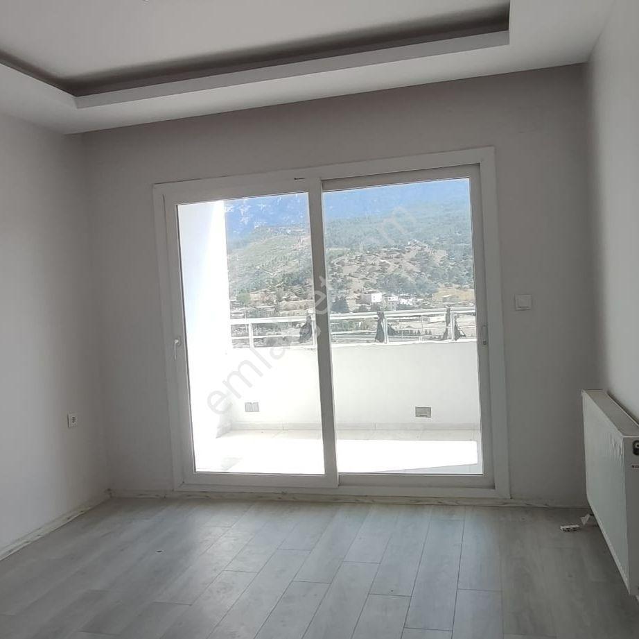 Kar Emlaktan Zafer Mah. 320m2 5+1 Satılık Dubleks Daire - Görsel 10