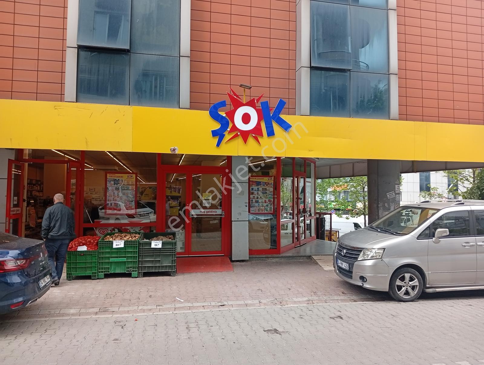 Global'den Merkezi Yerde Kurumsal Kiracılı Satılık - Görsel 11
