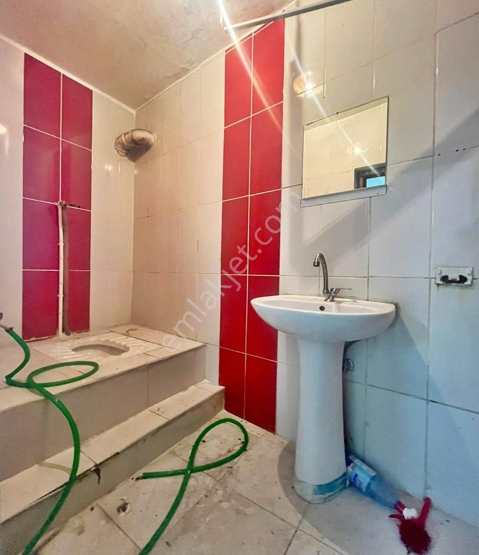 Global'den Cadde Üzeri Köşe Başı Kiralık Dükkan - Görsel 15