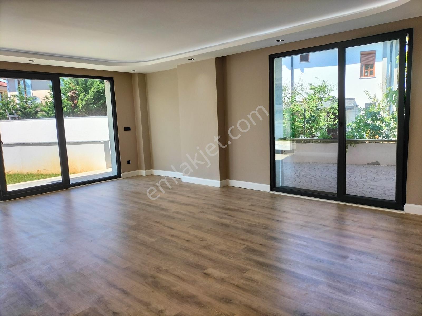 Kumbaba Da Denize Ve Plaja Yakın Havuzlu 225m2 5+1 Kiralık Villa - Görsel 32